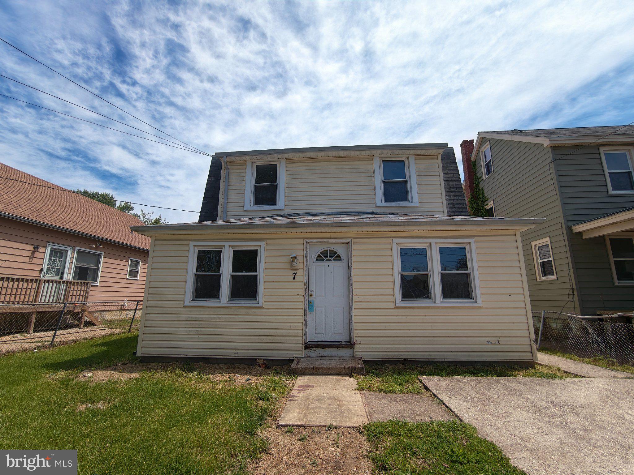 REGULARS - Residential