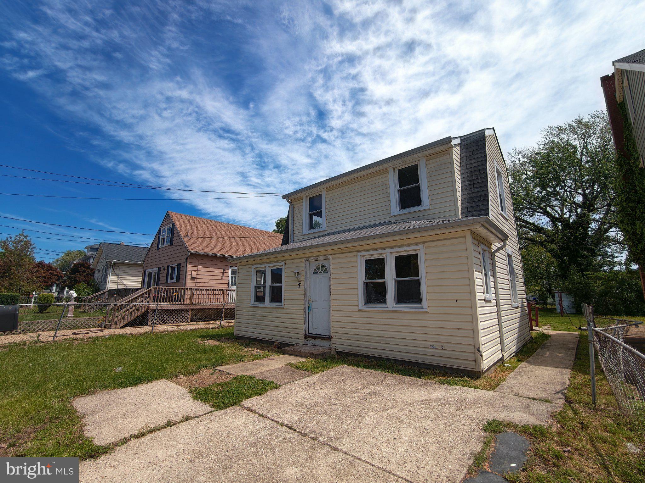 REGULARS - Residential