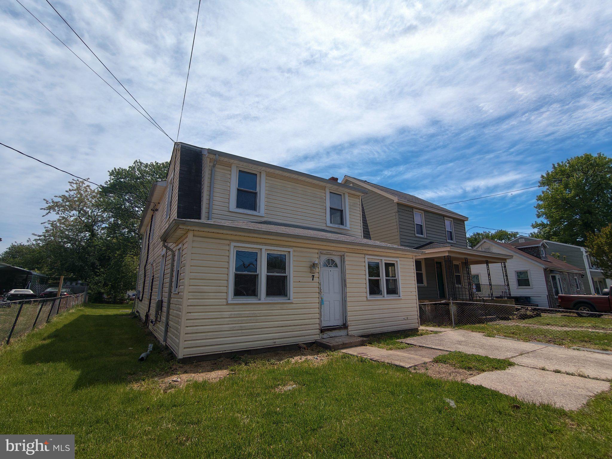 REGULARS - Residential
