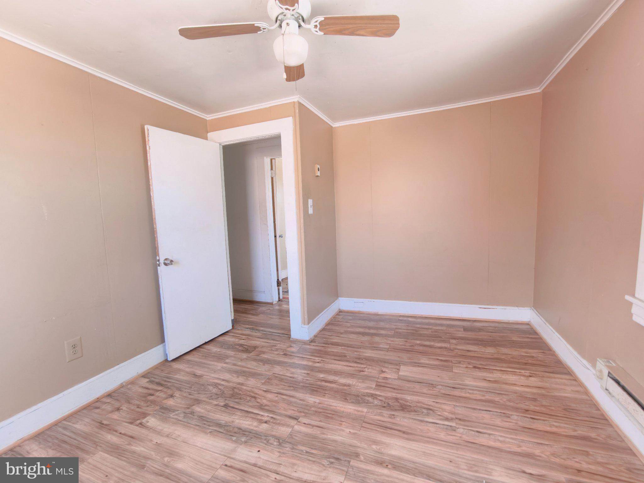 REGULARS - Residential
