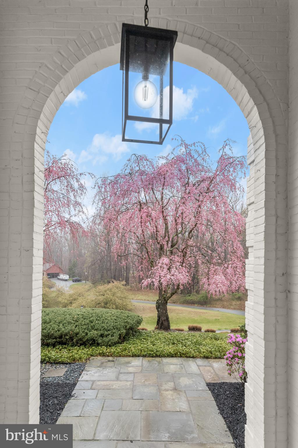 ANTON NORTH - Residential