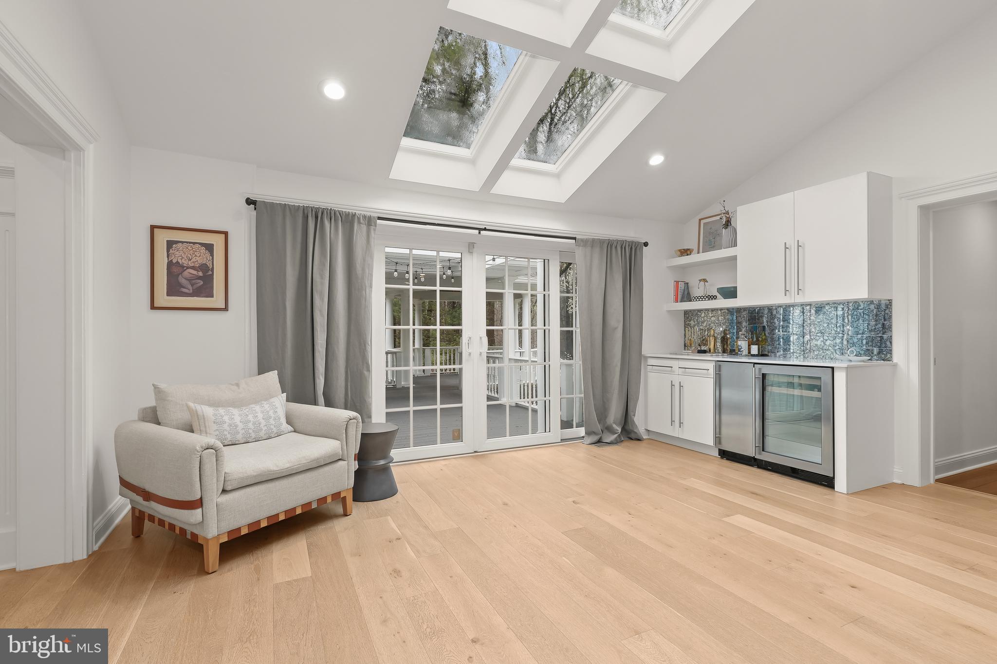 ANTON NORTH - Residential