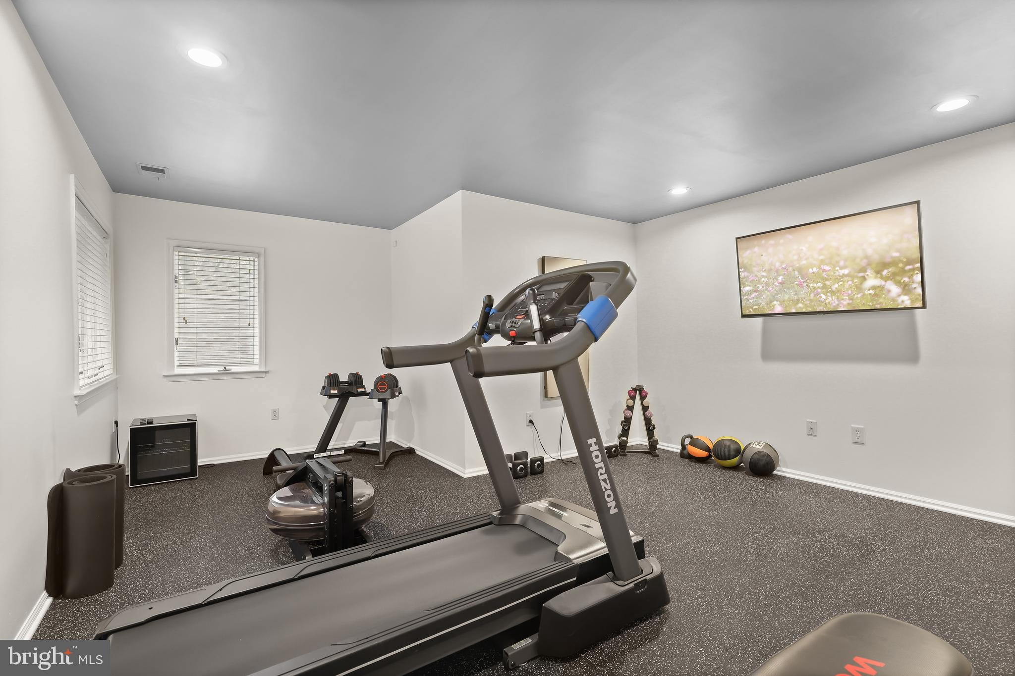 ANTON NORTH - Residential