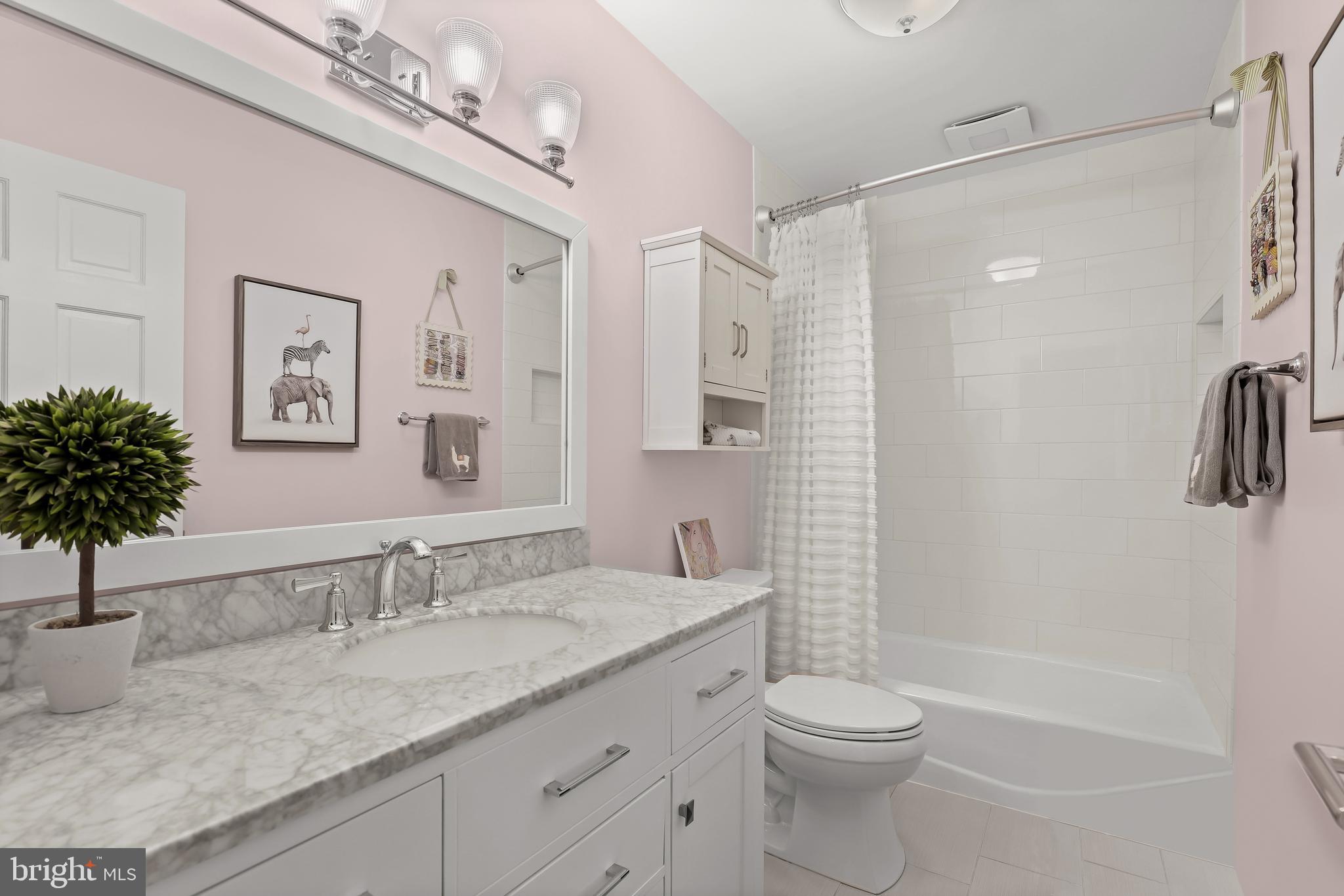 ANTON NORTH - Residential