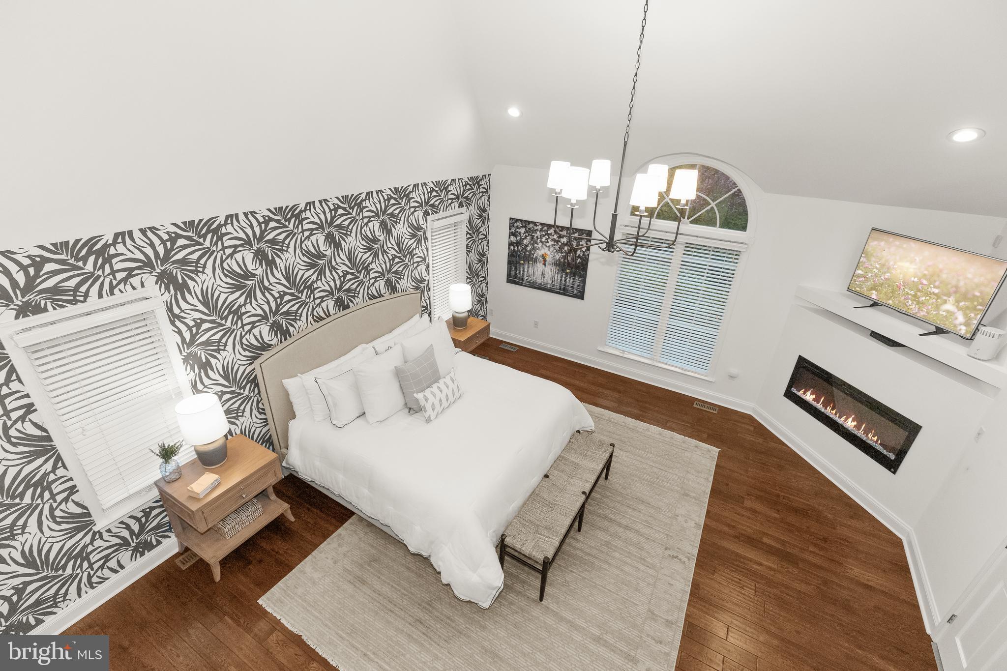 ANTON NORTH - Residential