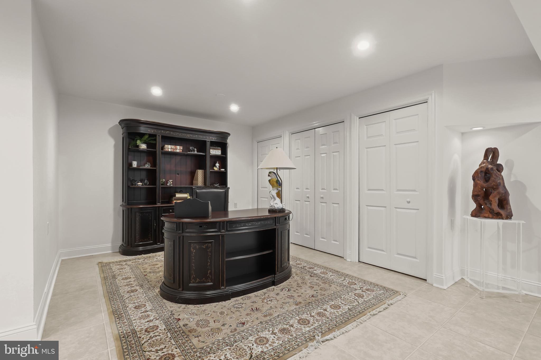 ANTON NORTH - Residential