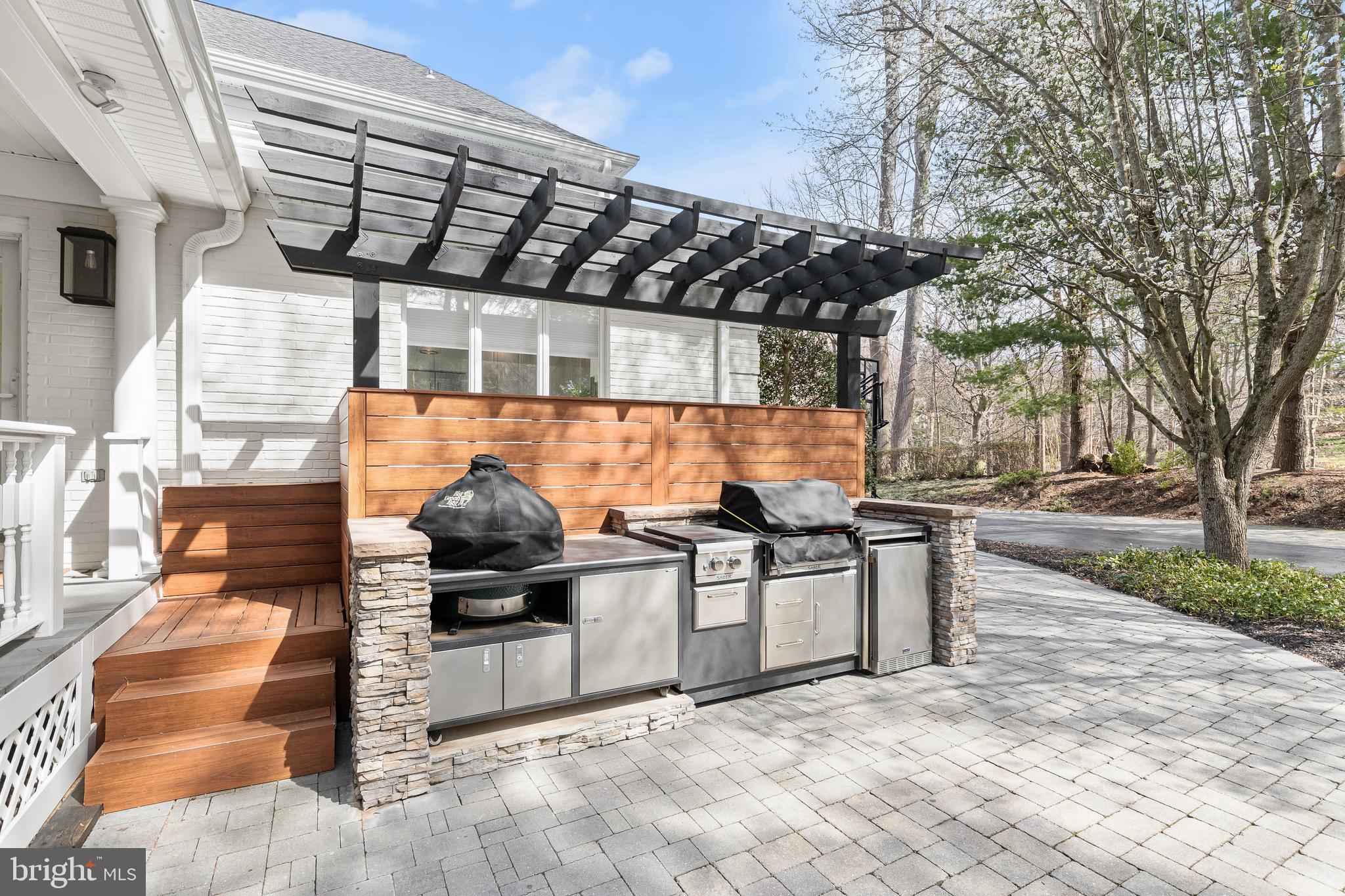 ANTON NORTH - Residential