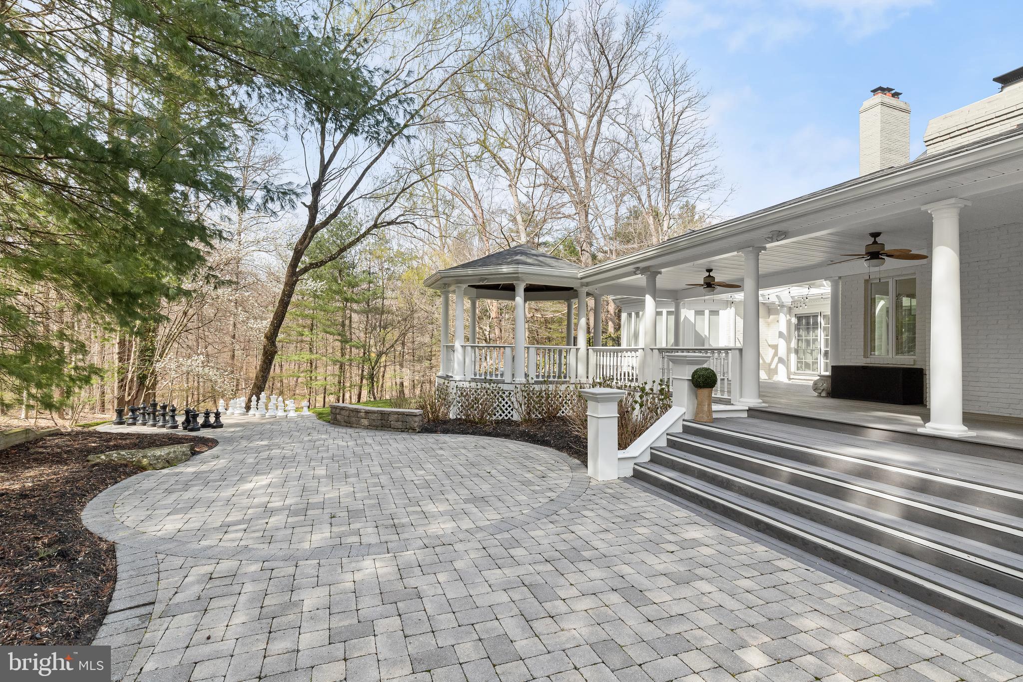 ANTON NORTH - Residential