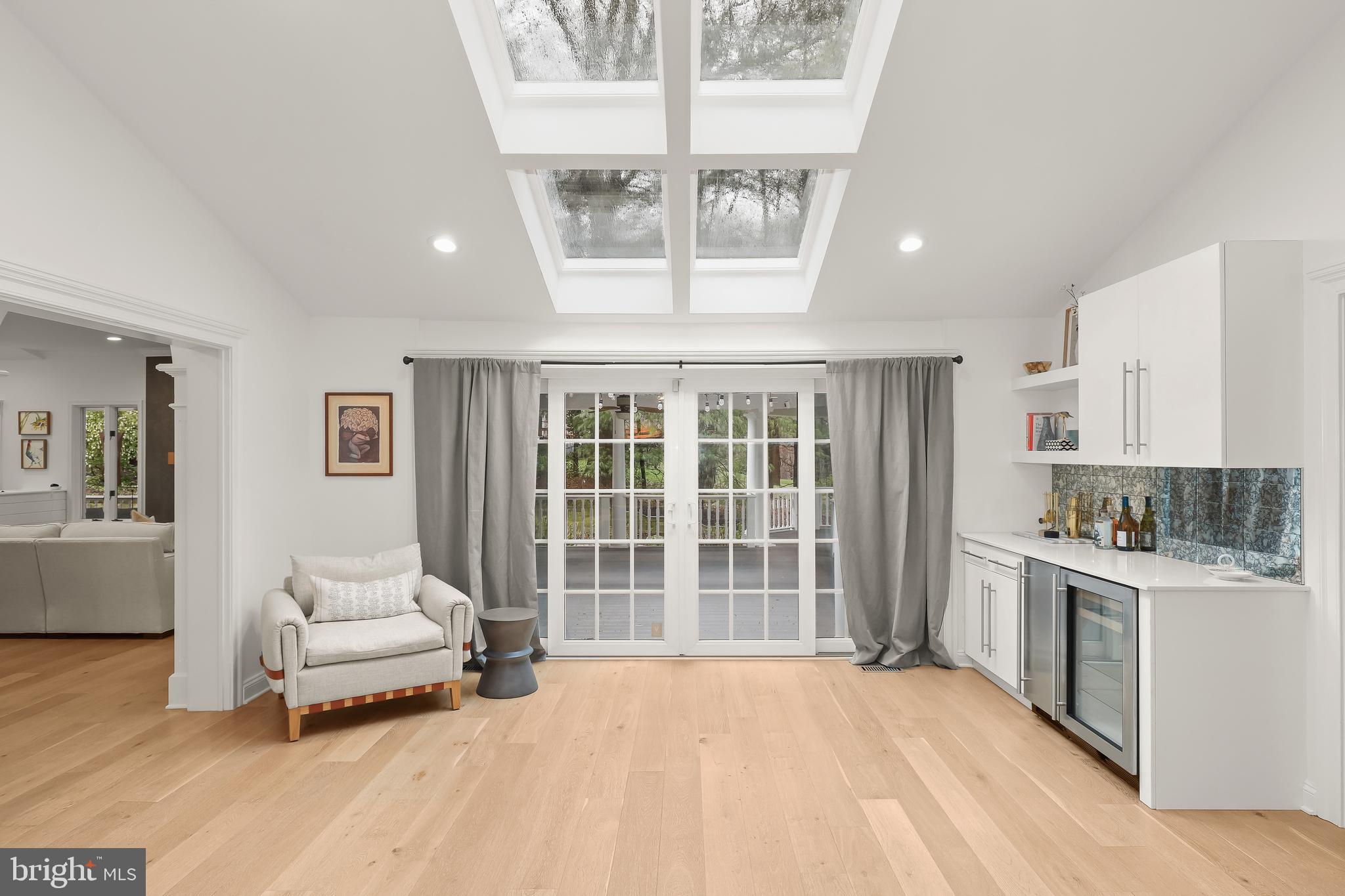 ANTON NORTH - Residential