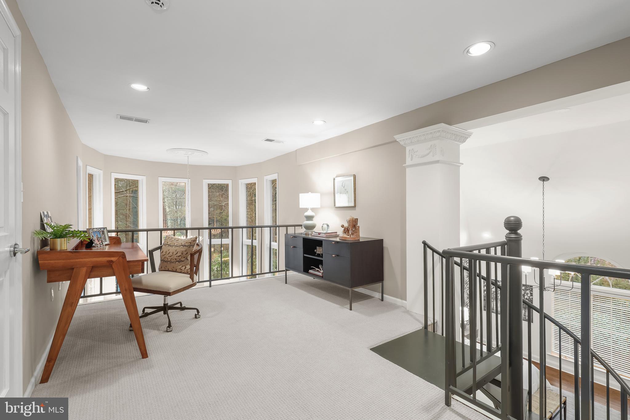 ANTON NORTH - Residential