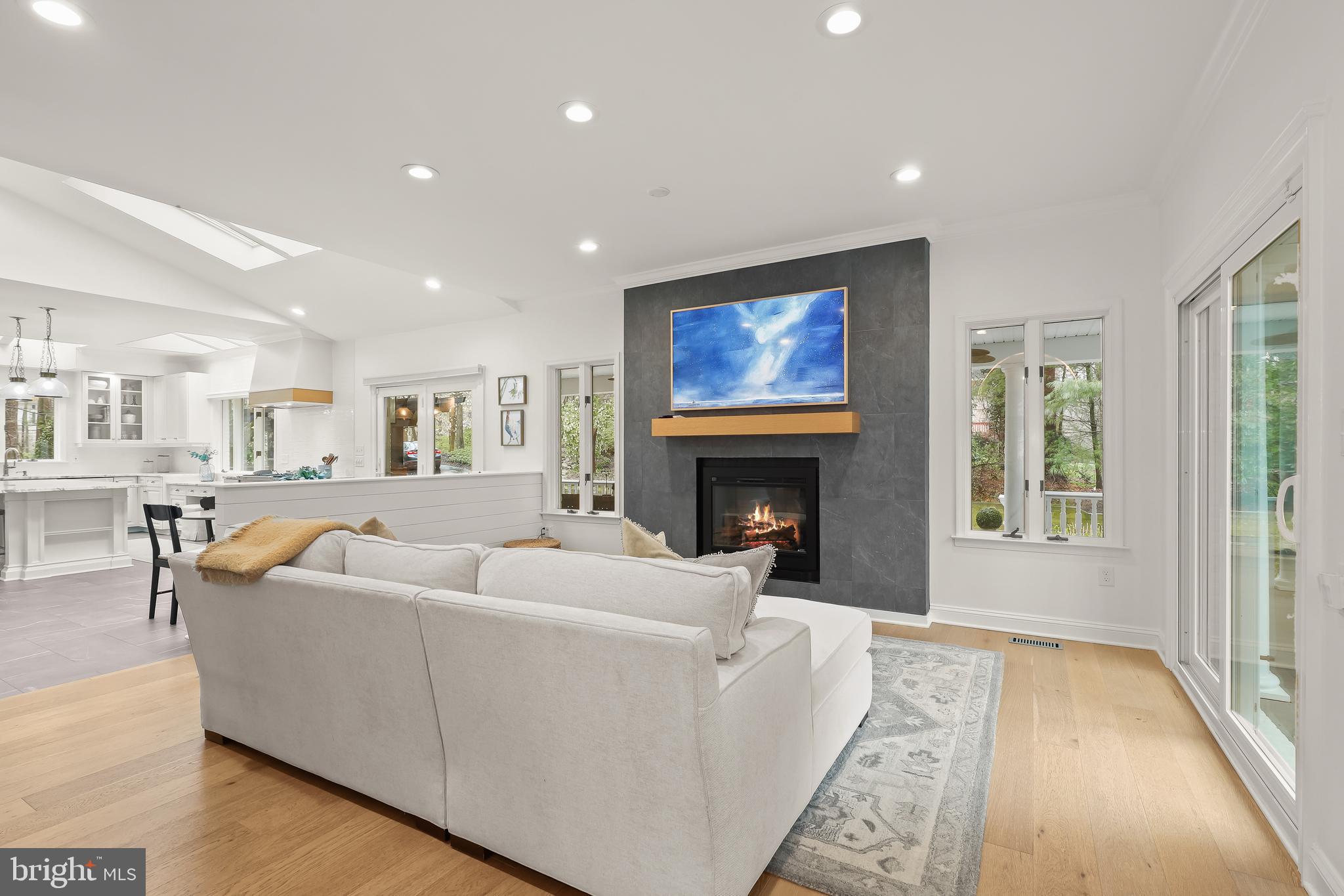 ANTON NORTH - Residential