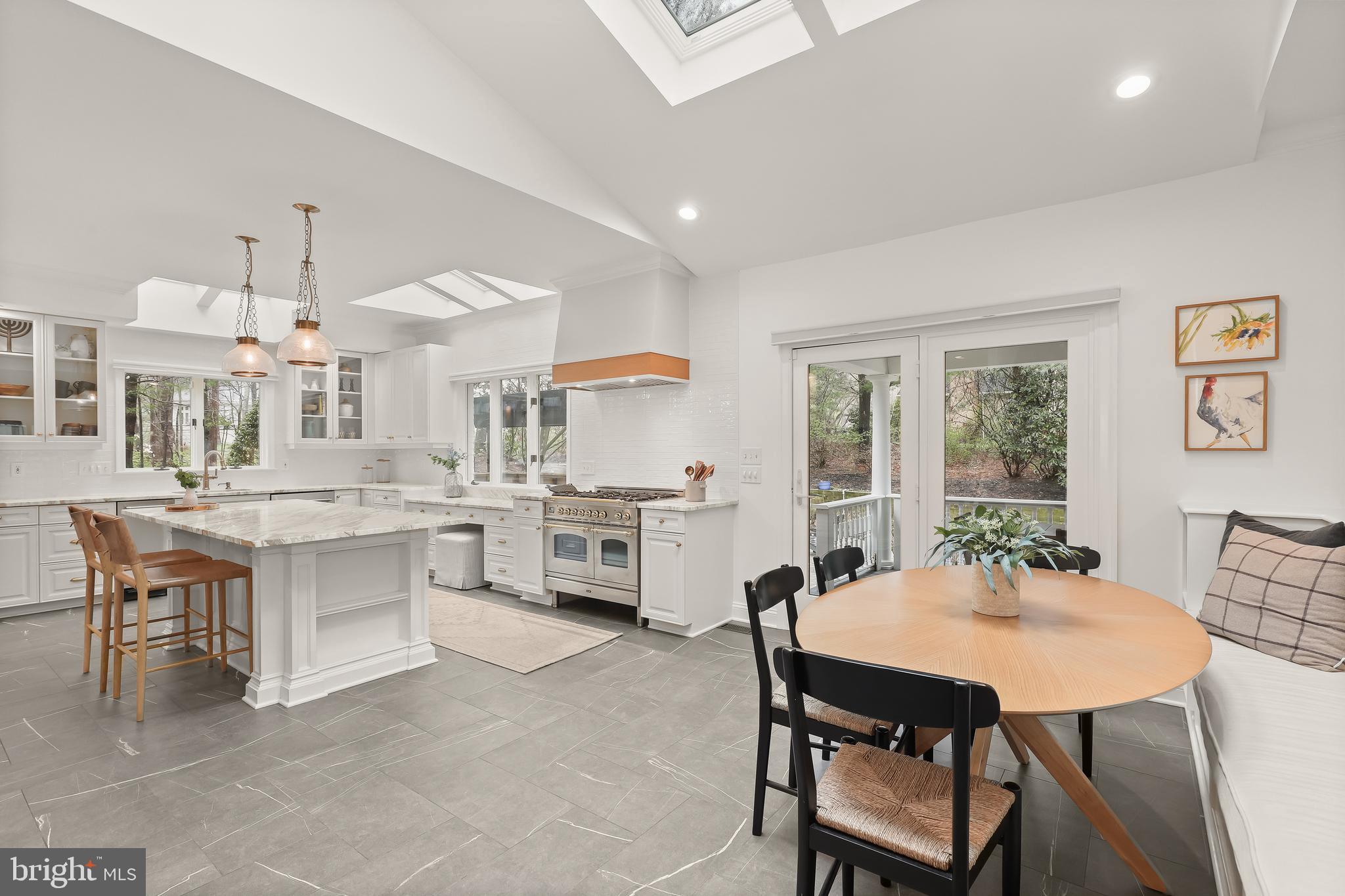 ANTON NORTH - Residential