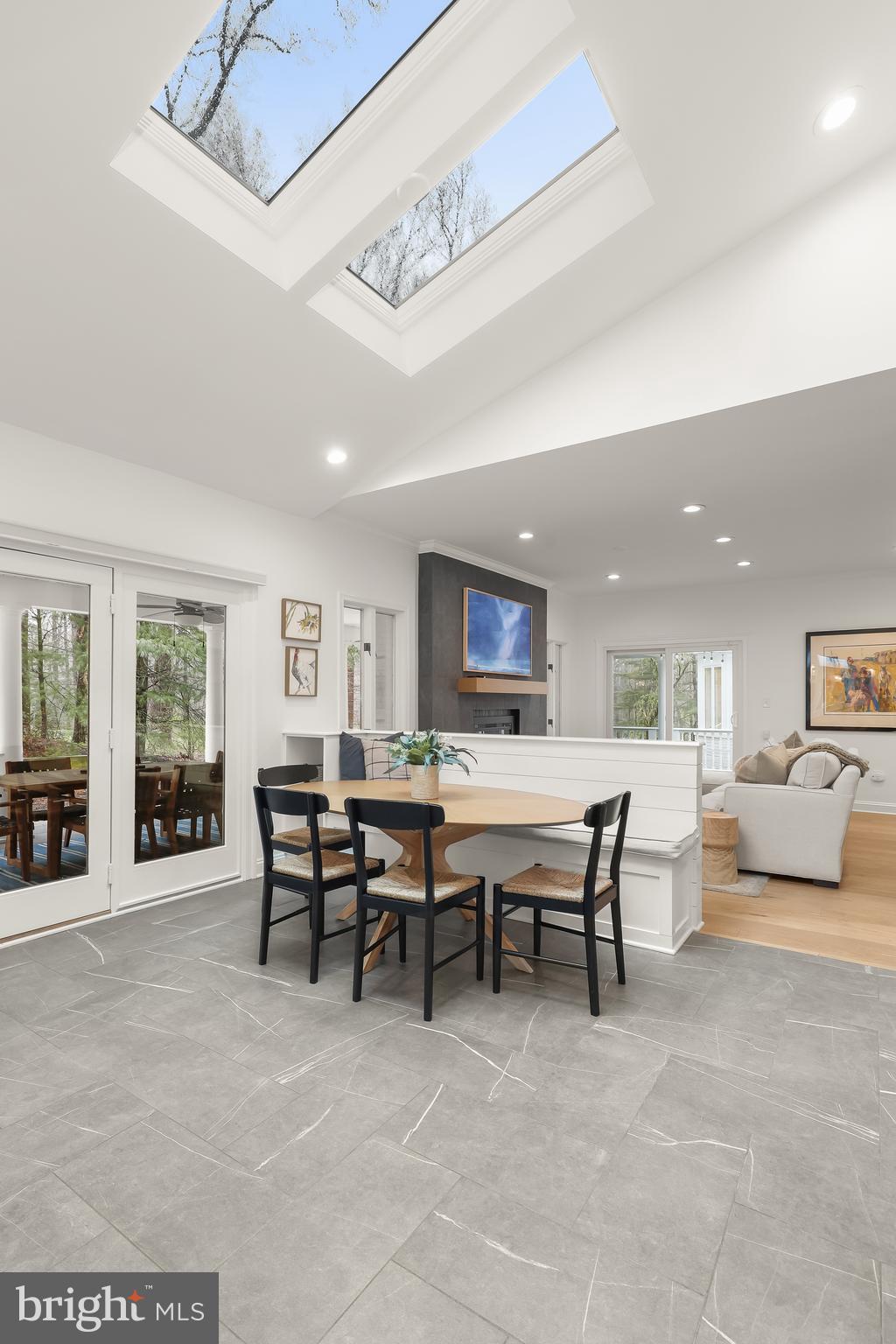 ANTON NORTH - Residential