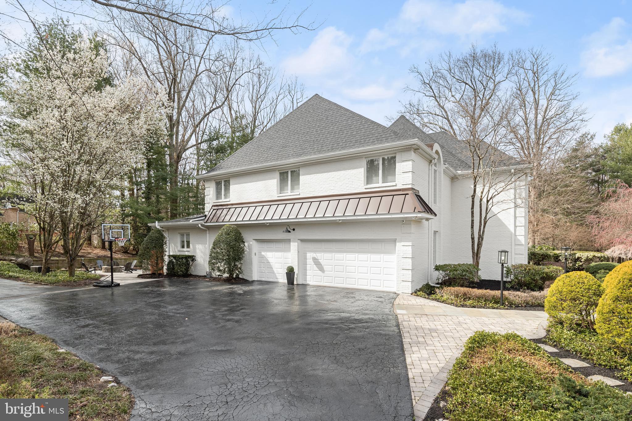 ANTON NORTH - Residential