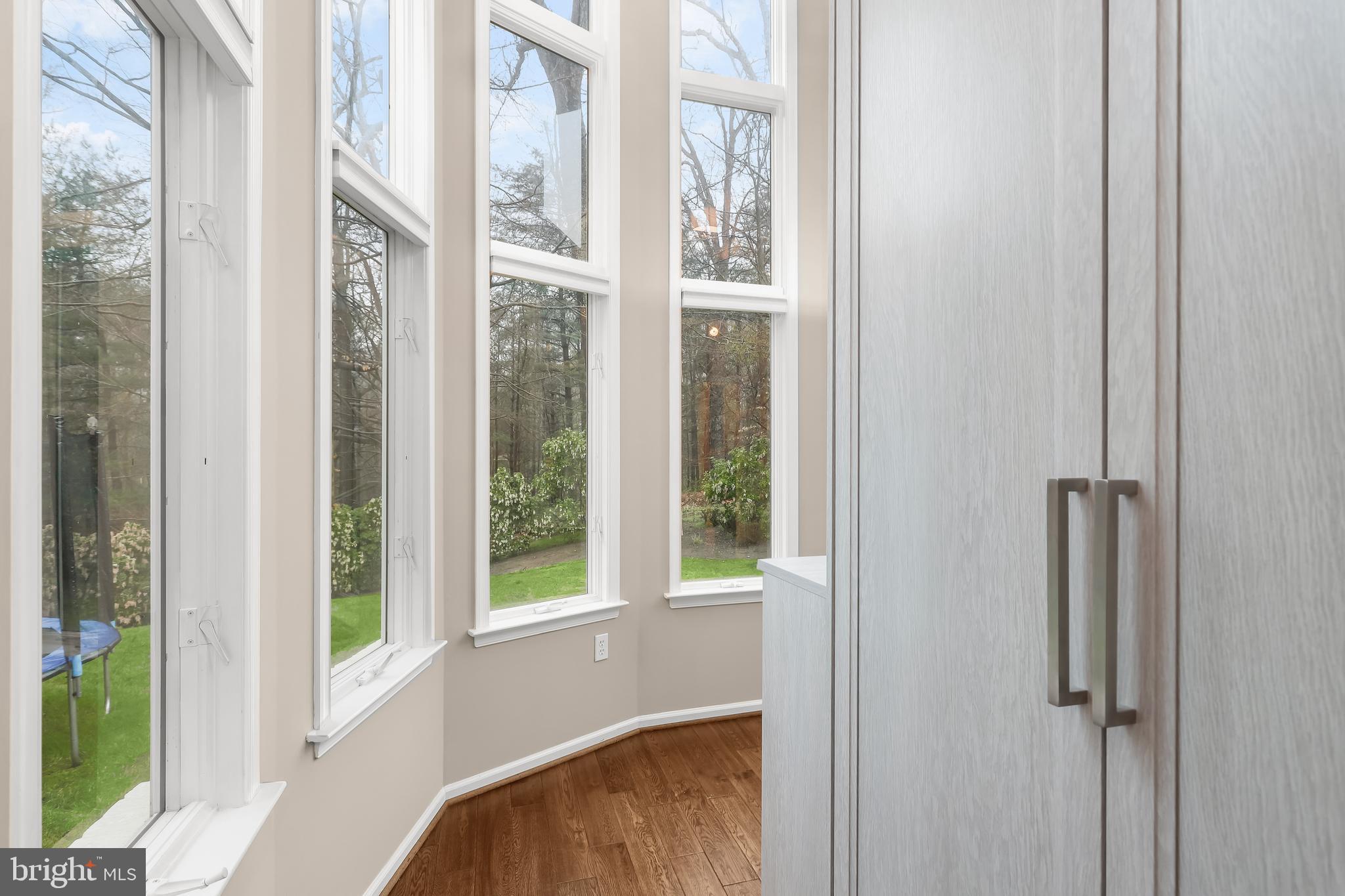 ANTON NORTH - Residential