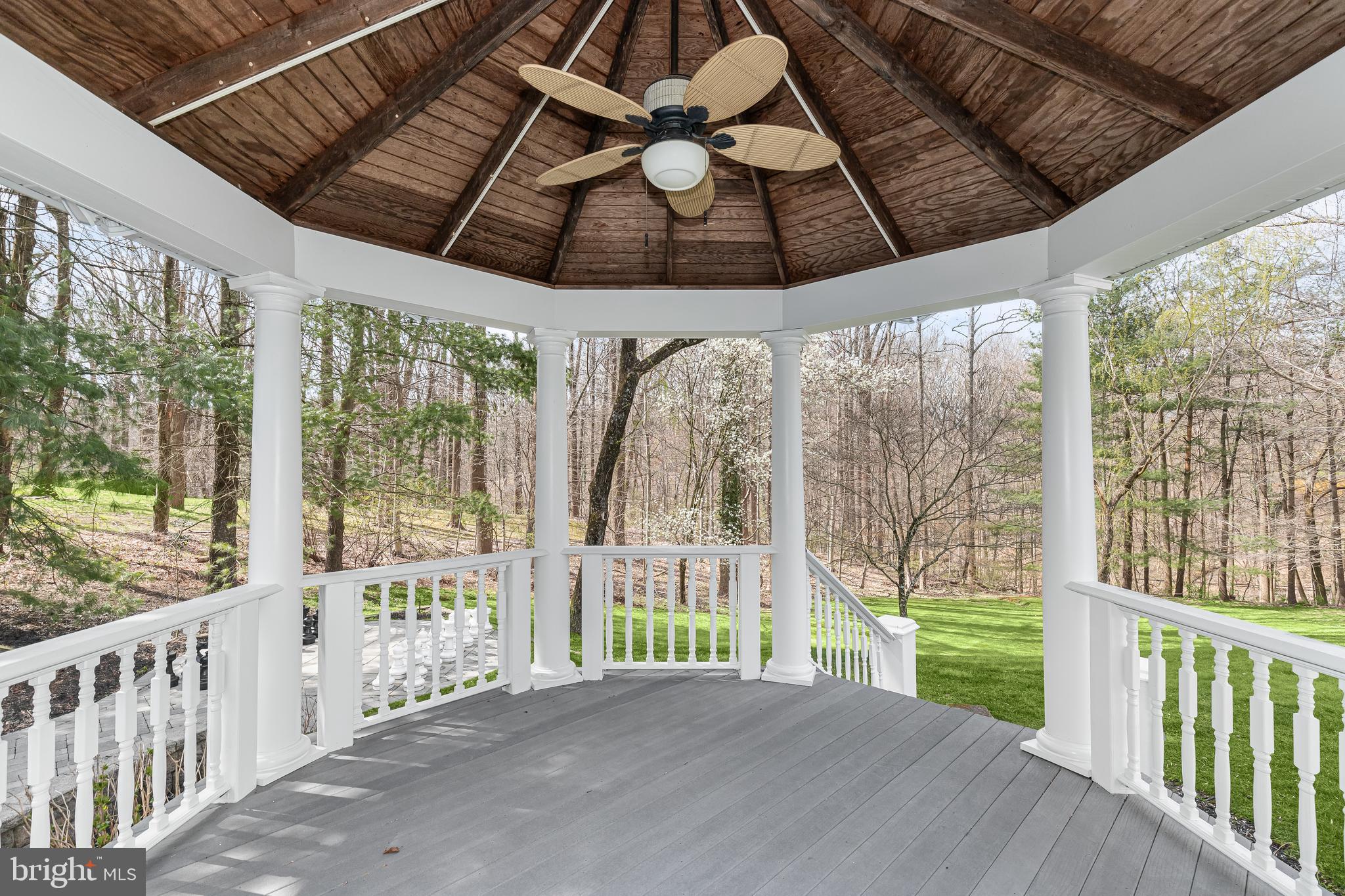 ANTON NORTH - Residential