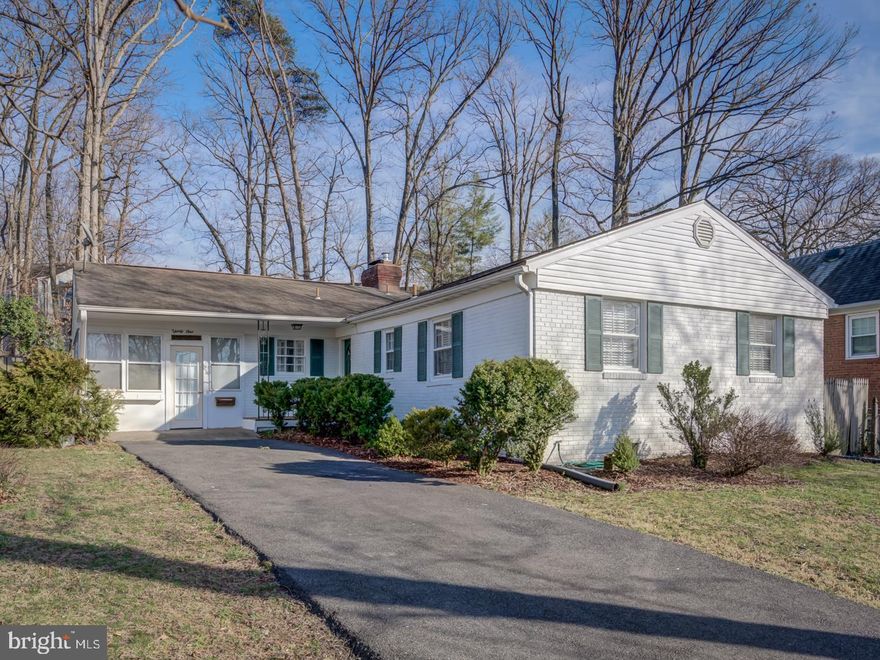 Well maintained 3 bedroom 2.5 bath single family home situated on Ft Williams Parkway!   Available now and pets considered on a case-by-case basis with pet deposit.   Hardwood floors throughout the main level and loads of natural light with windows surrounding the living and dining areas.  Enjoy the brick accent wall with a wood-burning fireplace in the living room.  The kitchen has been updated with stainless steel appliances and tile floors. Three bedrooms are located on the main level with a half bath, great for guests, and renovated full bath in the hallway.  The basement level features a large rec room with tile floors and another brick accent wall and wood-burning fireplace, a full renovated bathroom with stall shower, and a laundry room.  The enclosed carport area offers additional living and entertaining space. Enjoy the large flat backyard, which can easily be accessed from the upper level or basement level.   The large driveway offers off-street parking for two cars. Tenant pays utilities - gas, water, and electric.