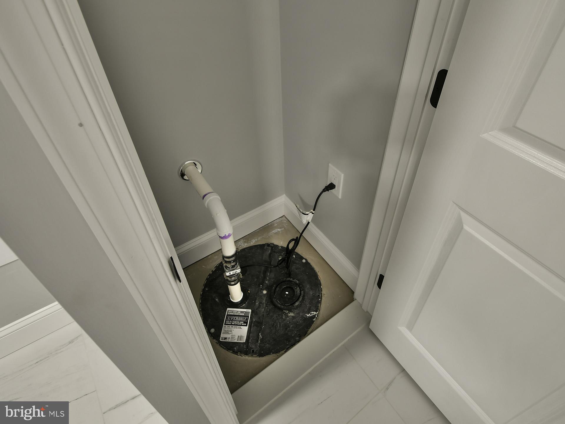 ADELPHI HILLS - Residential