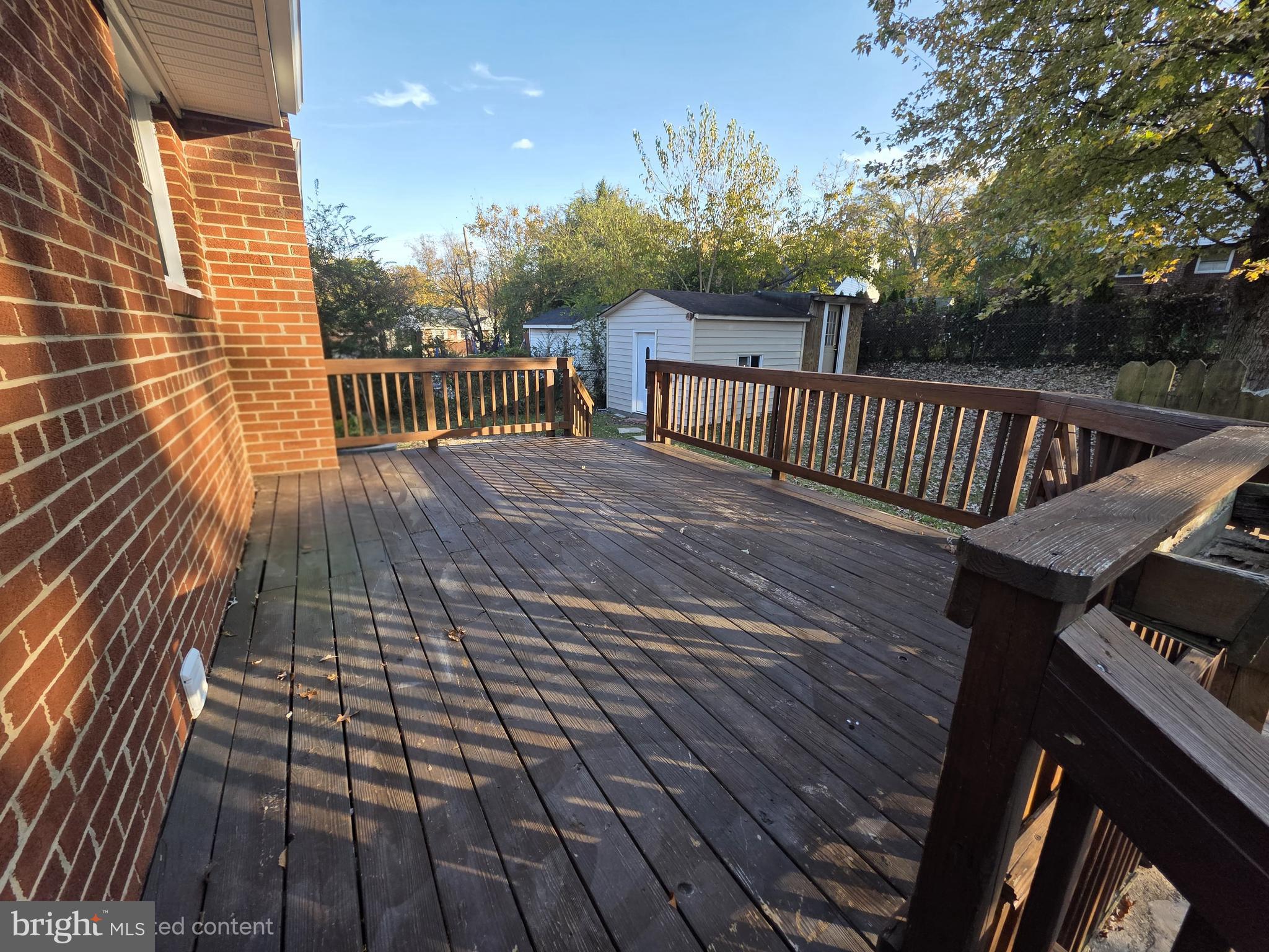 ADELPHI HILLS - Residential