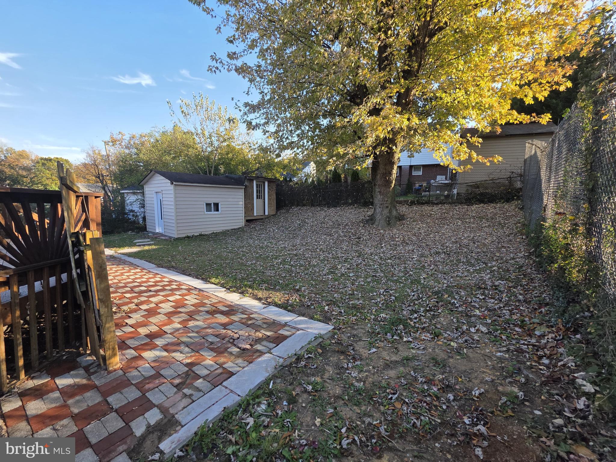 ADELPHI HILLS - Residential