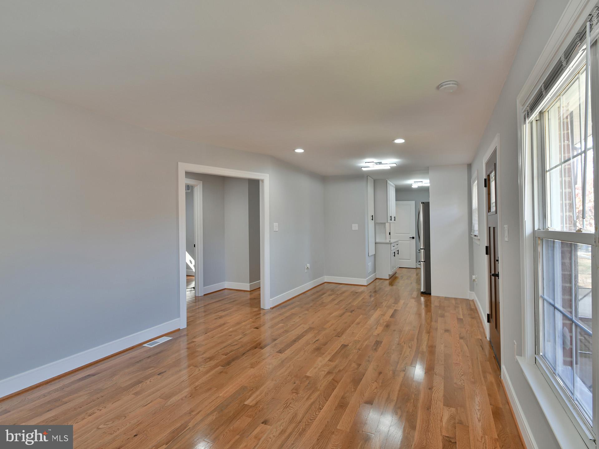 ADELPHI HILLS - Residential