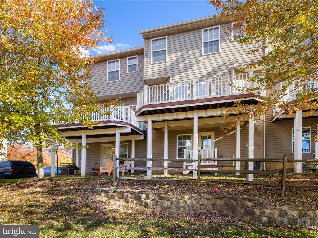 DORSEY CROSSING - Residential Lease