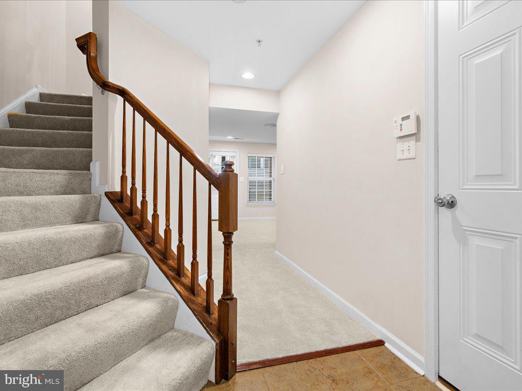 DORSEY CROSSING - Residential Lease