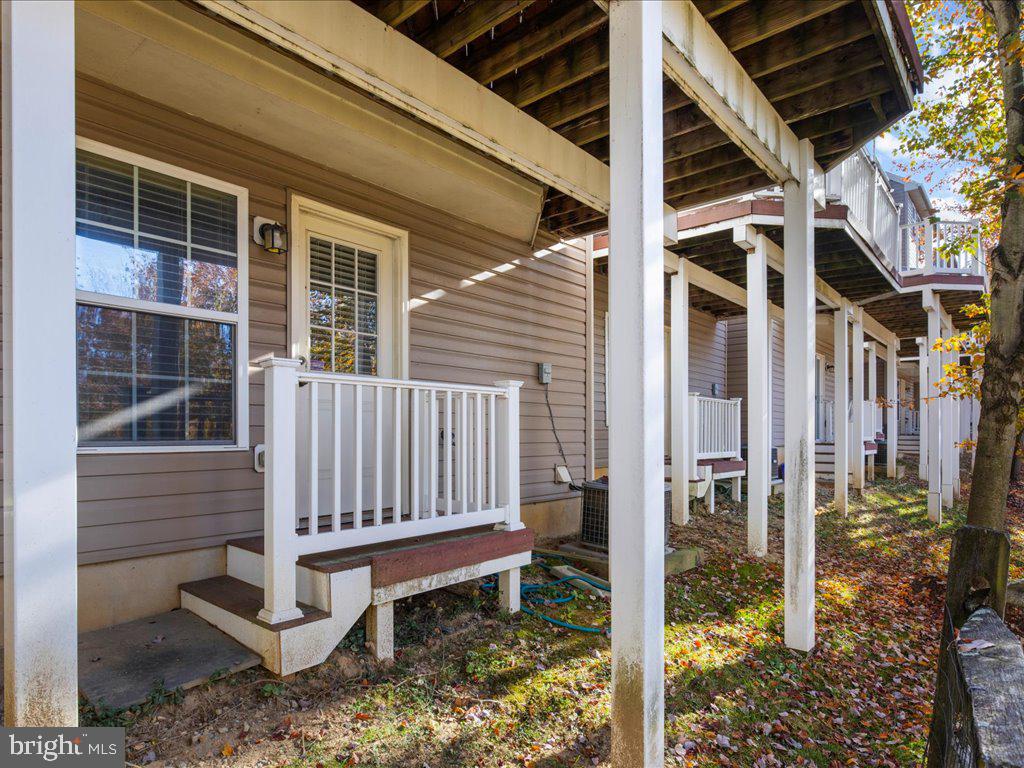 DORSEY CROSSING - Residential Lease