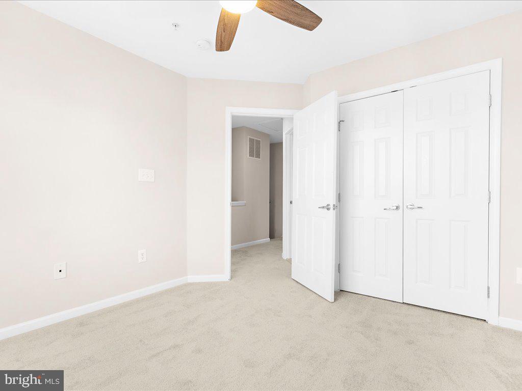 DORSEY CROSSING - Residential Lease