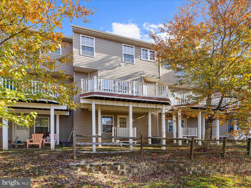 DORSEY CROSSING - Residential Lease