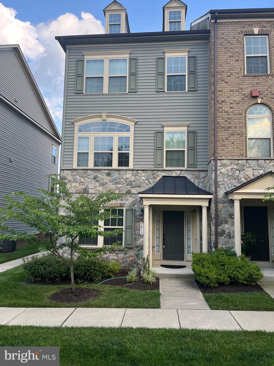 PARKSIDE - Residential Lease