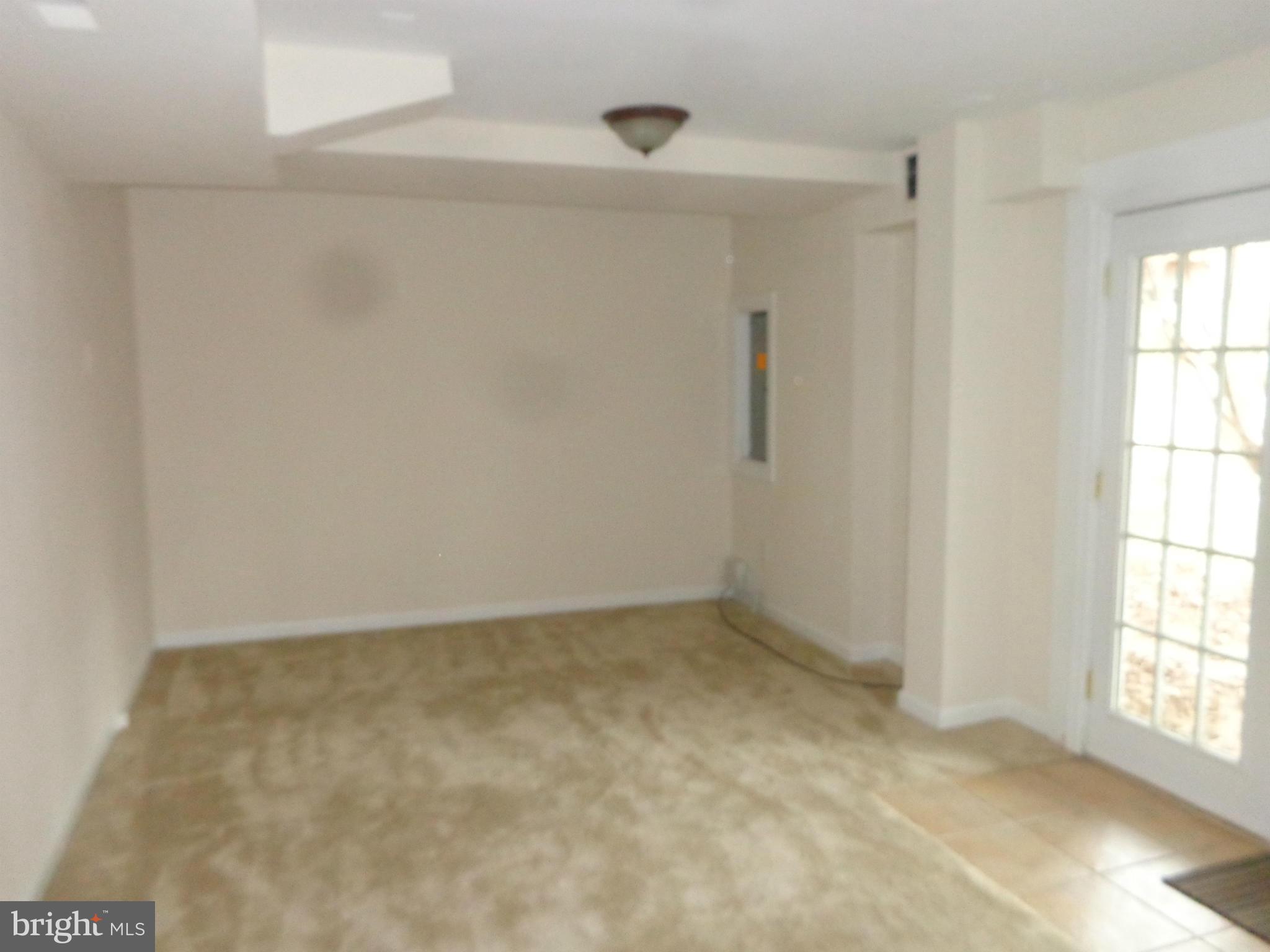 FAIR WOODS - Residential Lease