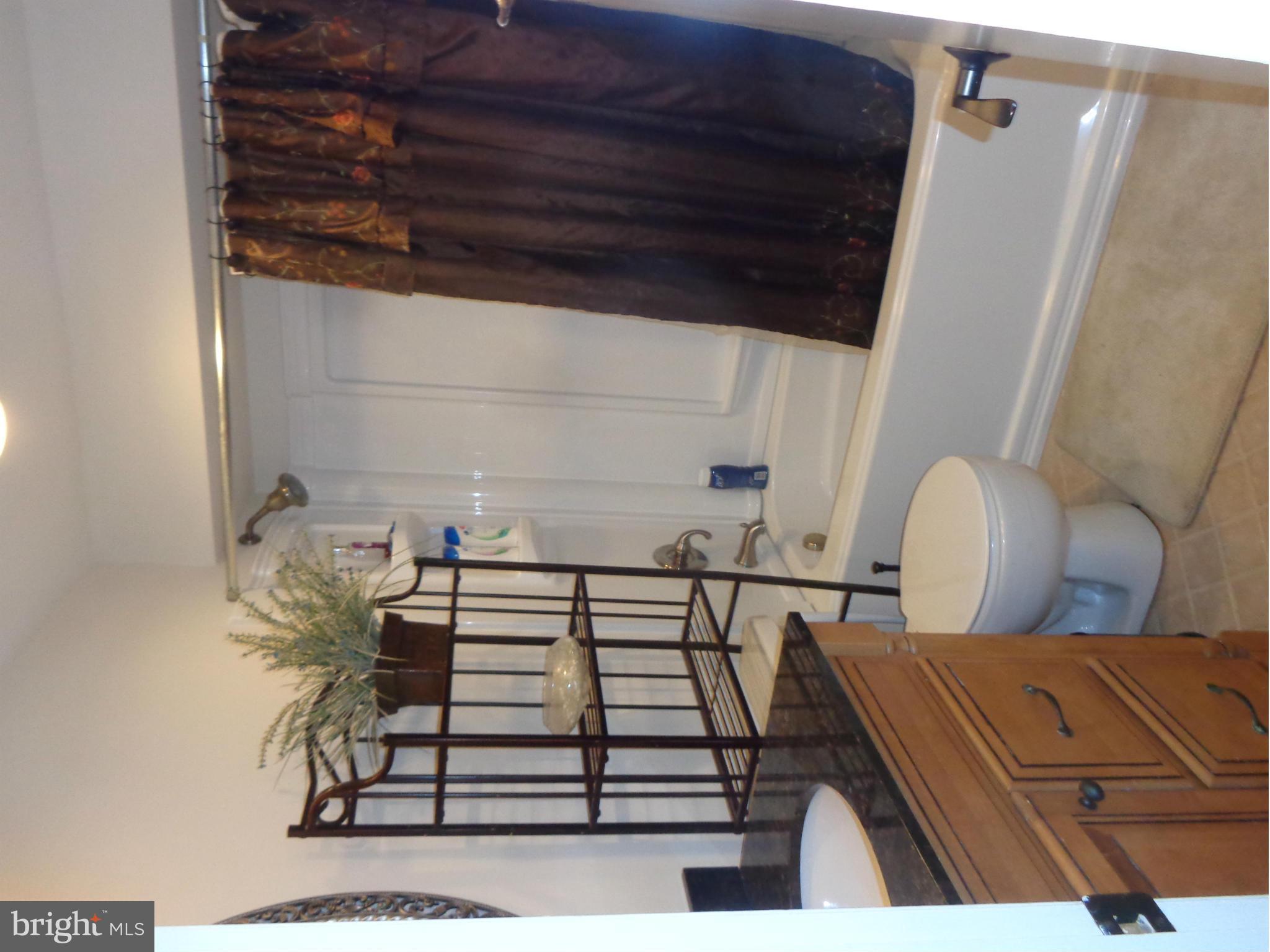 FAIR WOODS - Residential Lease