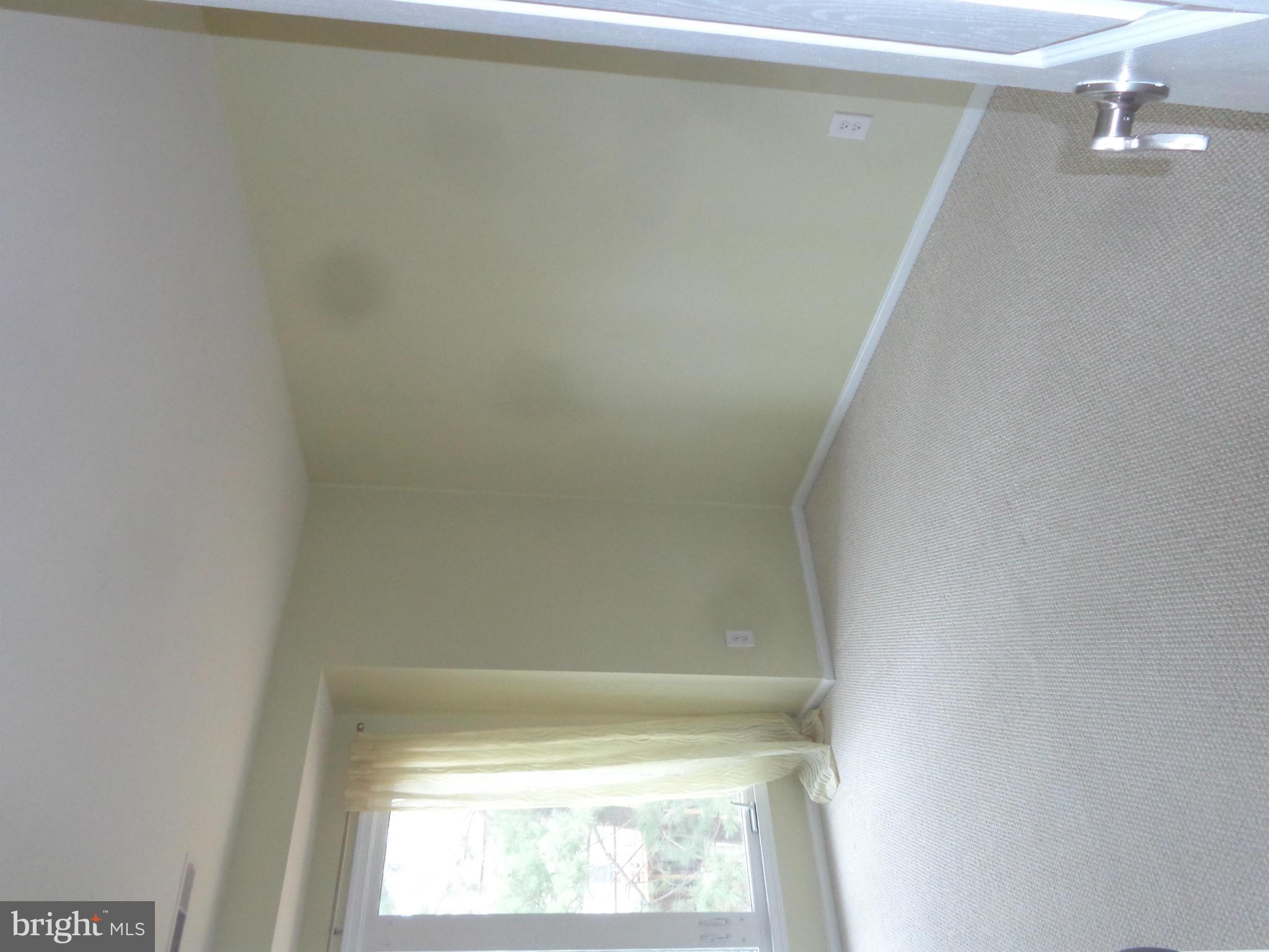 FAIR WOODS - Residential Lease