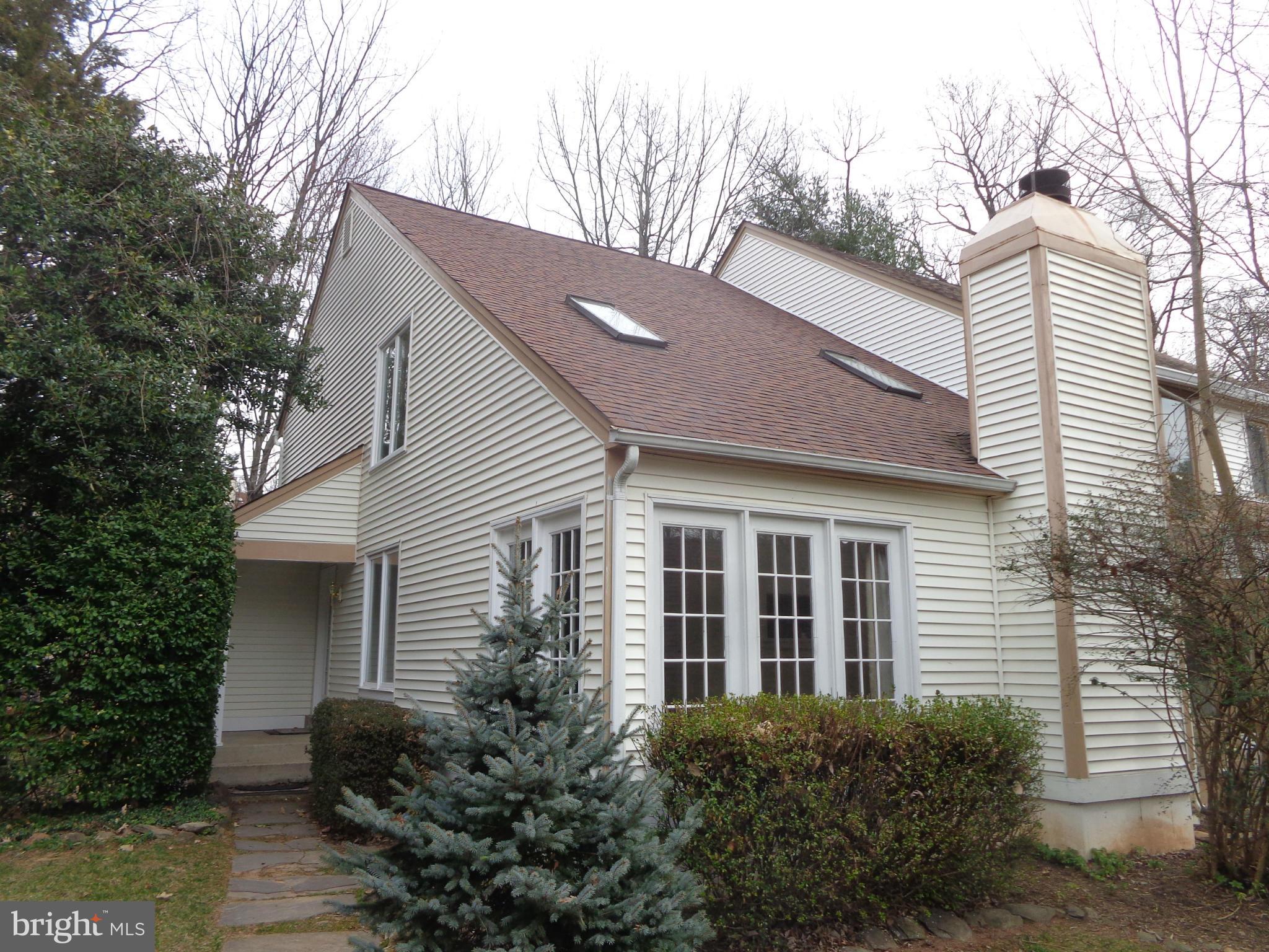 FAIR WOODS - Residential Lease