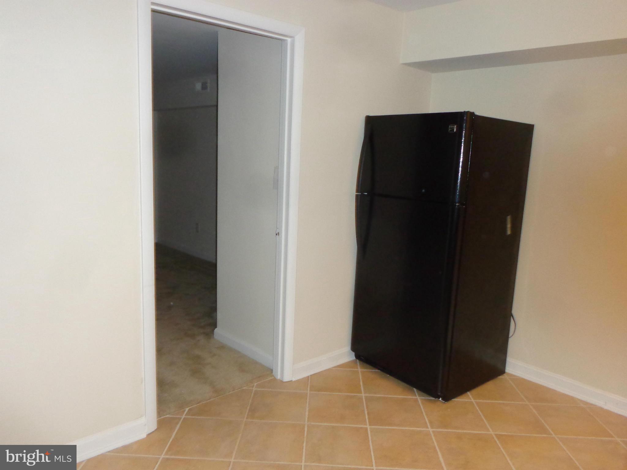 FAIR WOODS - Residential Lease