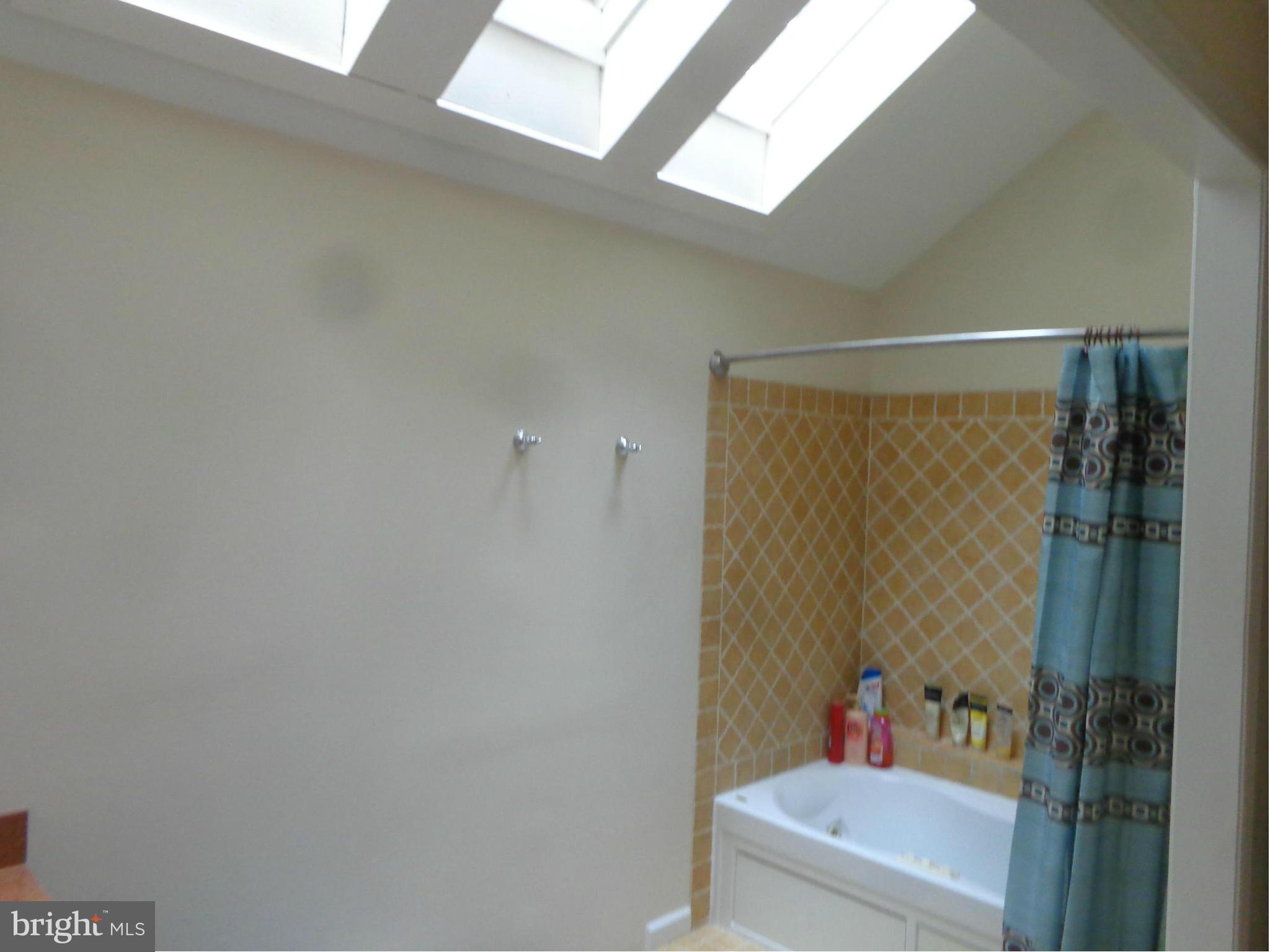 FAIR WOODS - Residential Lease