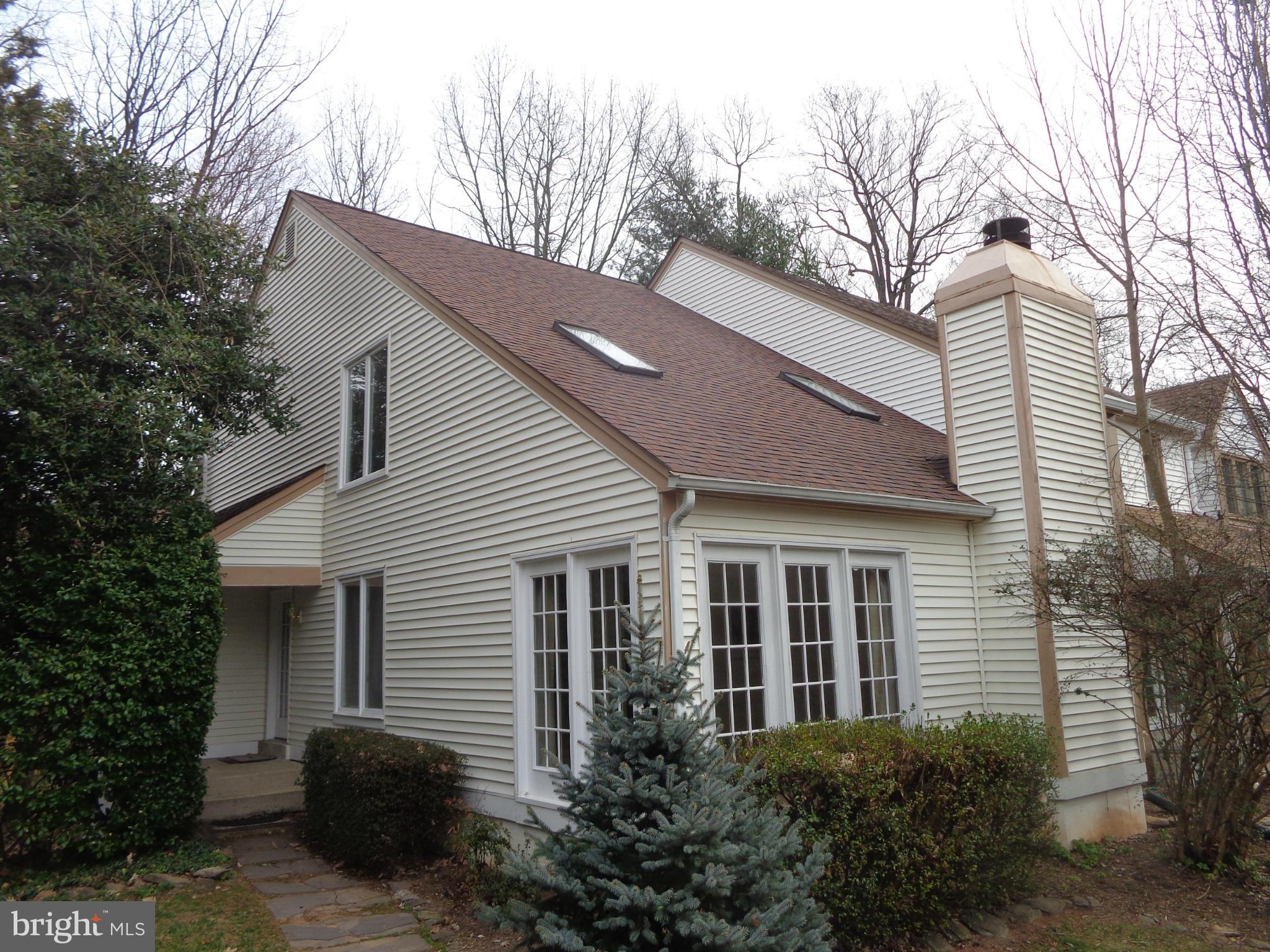 FAIR WOODS - Residential Lease