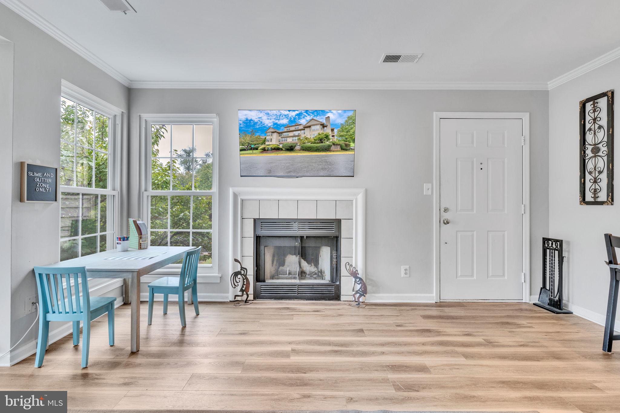 CARR AT PINECREST - Residential