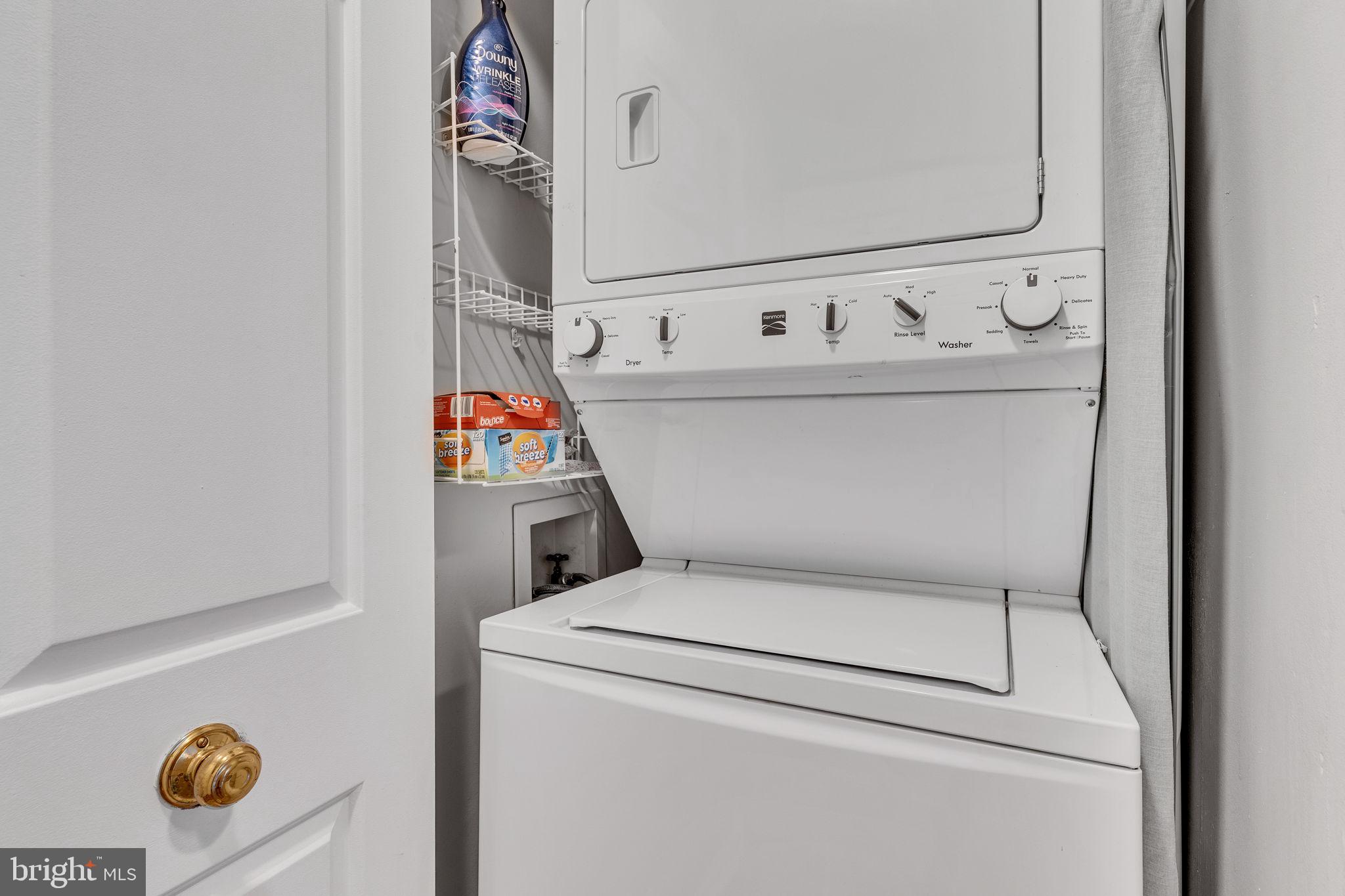 CARR AT PINECREST - Residential