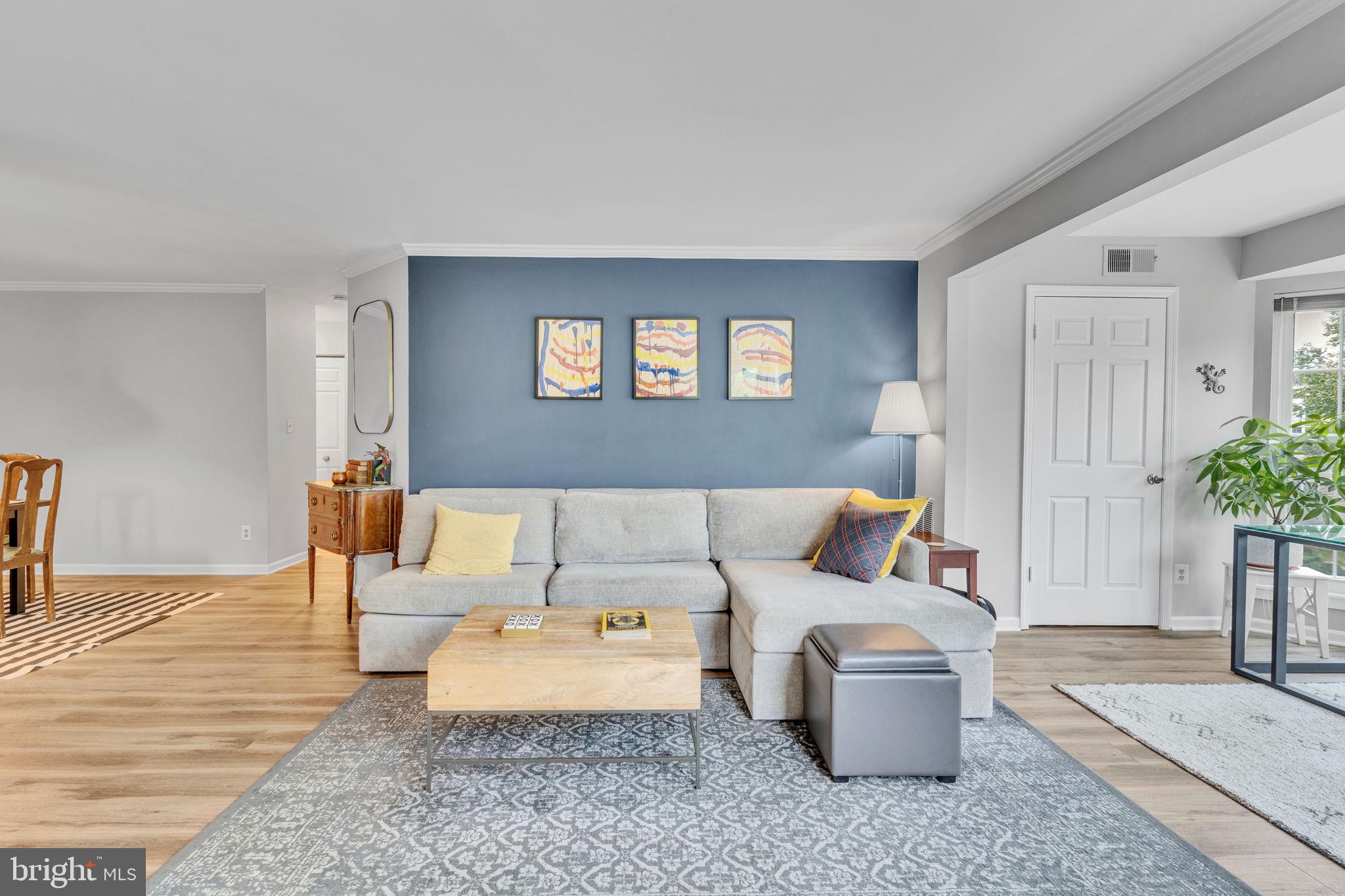 CARR AT PINECREST - Residential