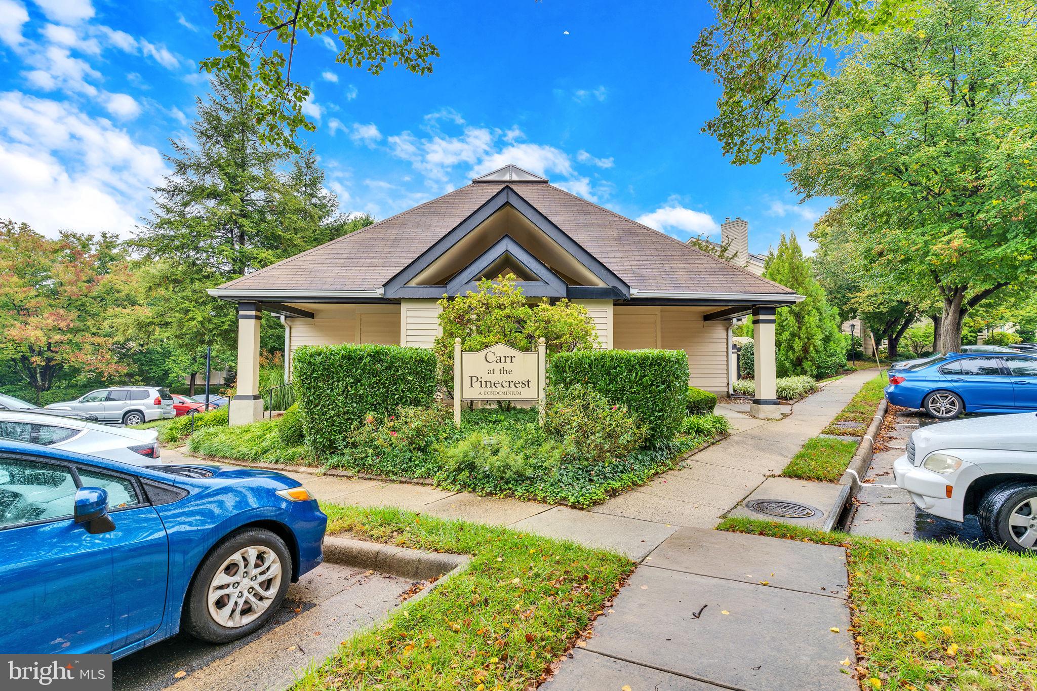 CARR AT PINECREST - Residential