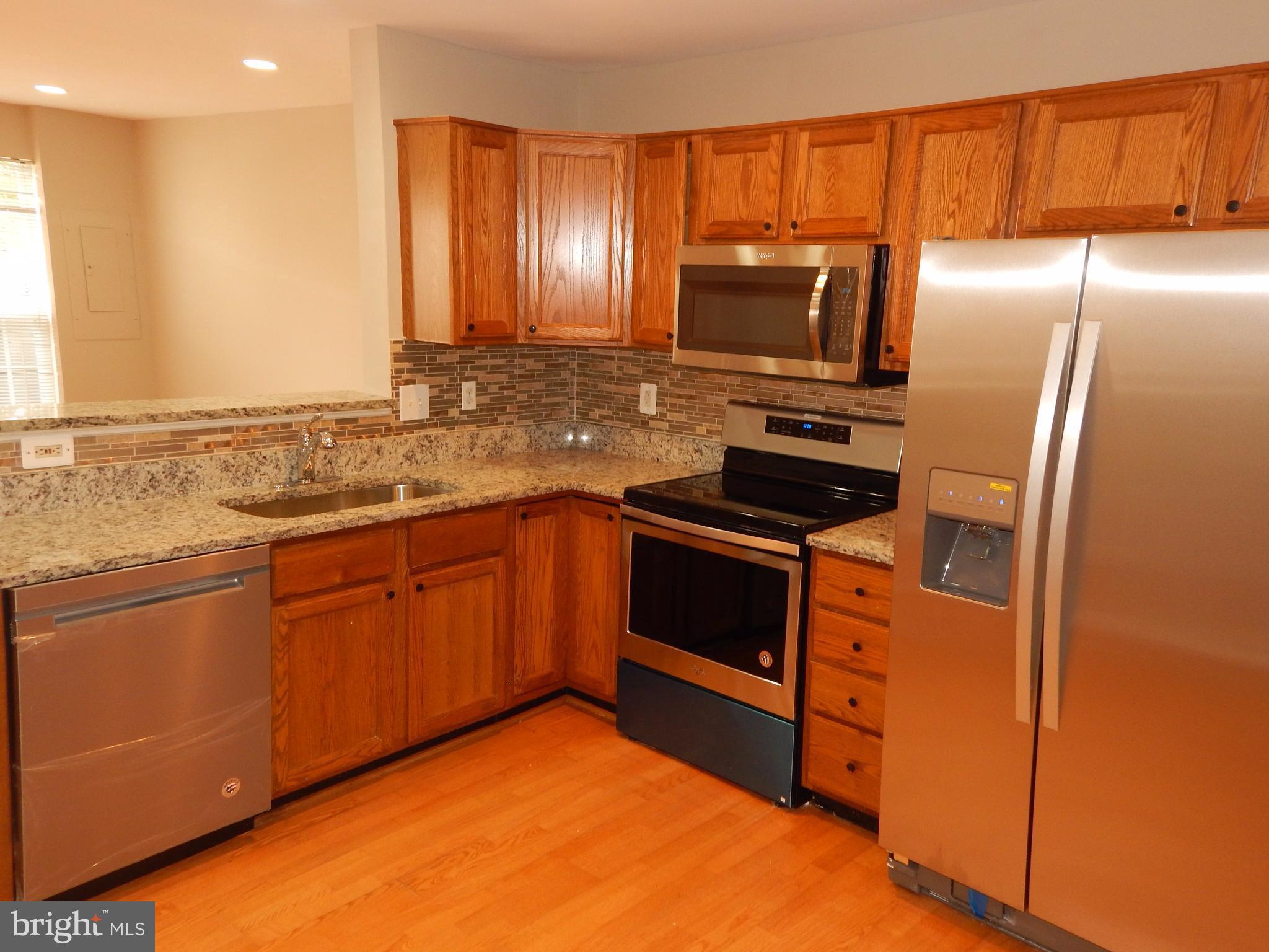 WELLINGTON/CLOVERHILL - Residential