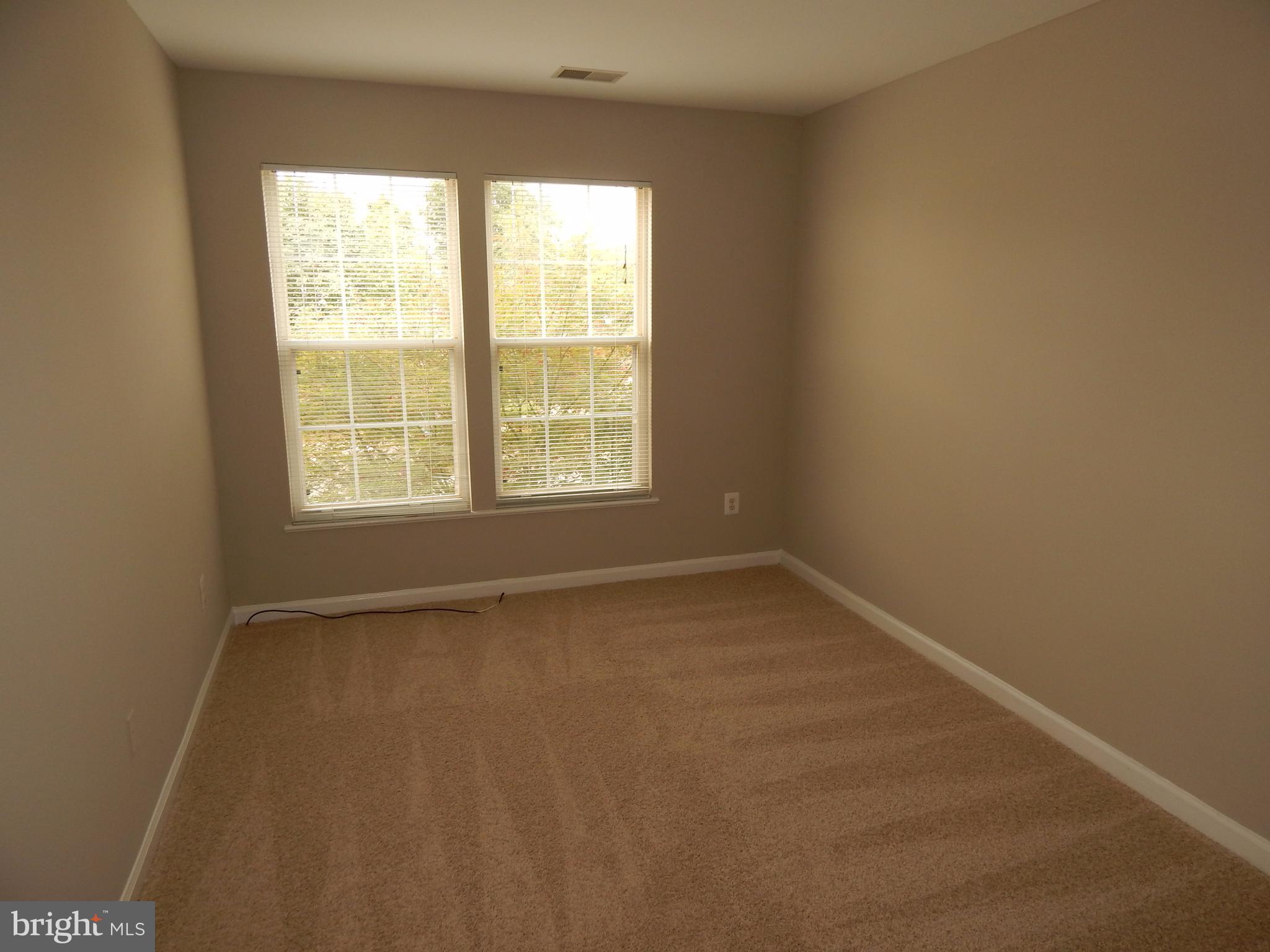 WELLINGTON/CLOVERHILL - Residential