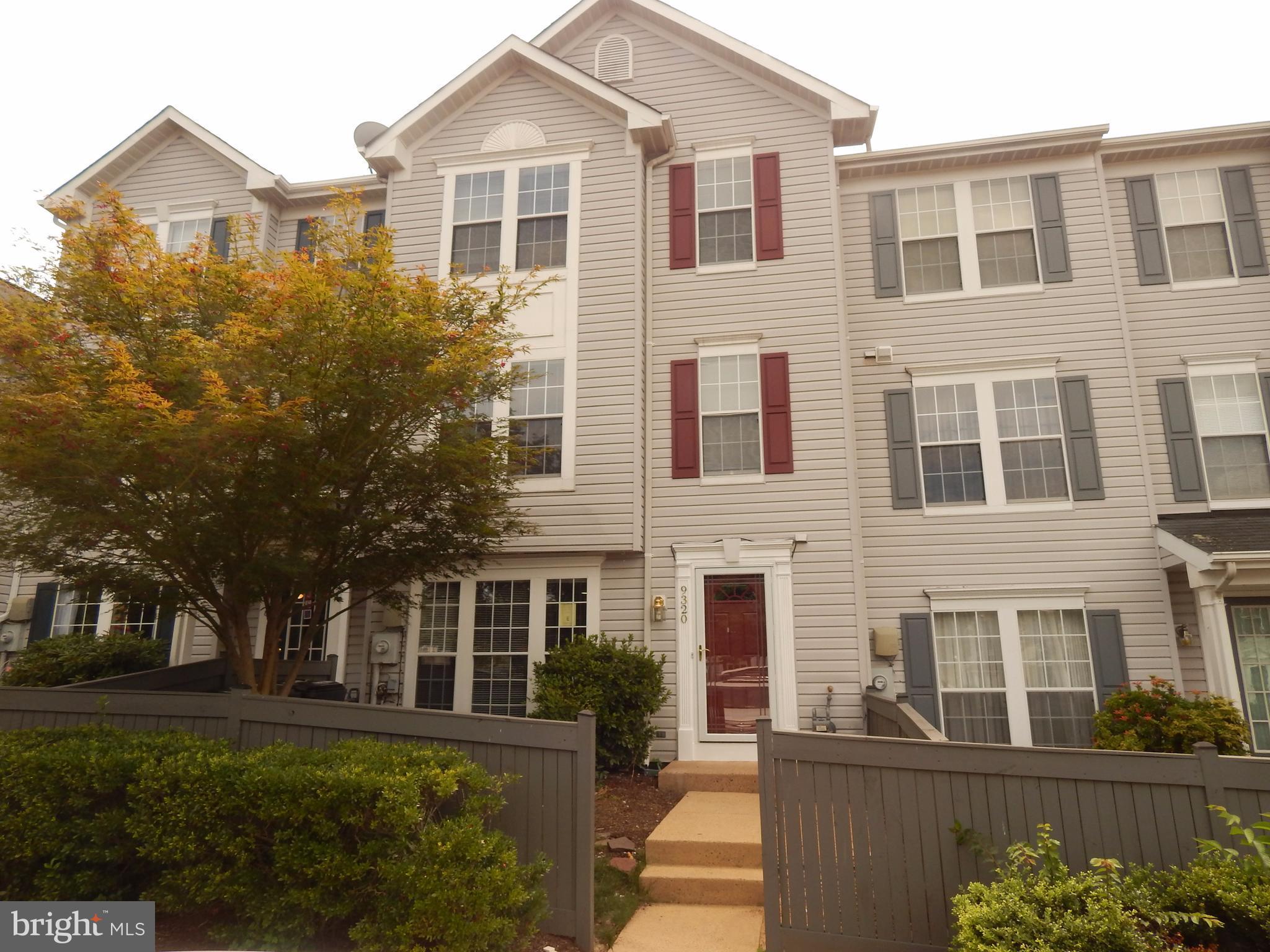 WELLINGTON/CLOVERHILL - Residential