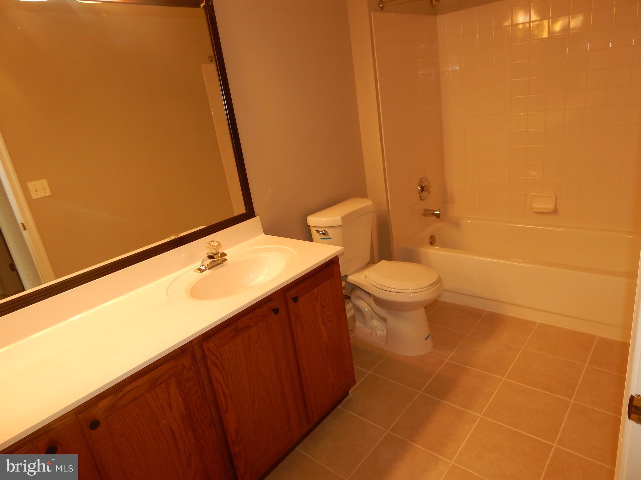 WELLINGTON/CLOVERHILL - Residential