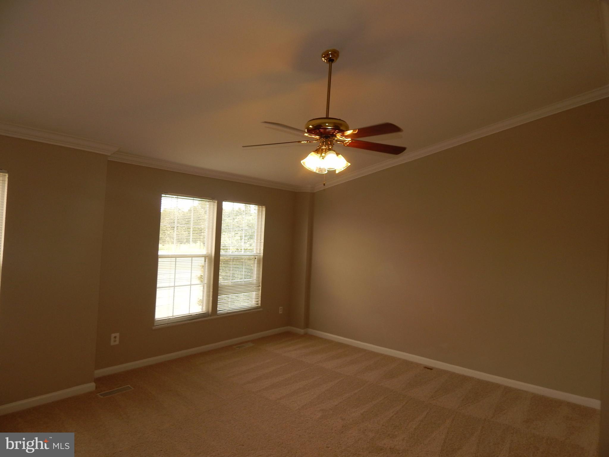 WELLINGTON/CLOVERHILL - Residential