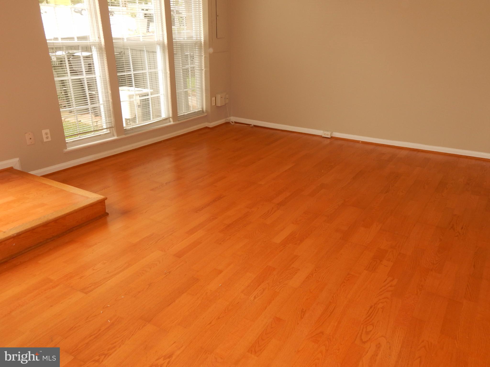 WELLINGTON/CLOVERHILL - Residential