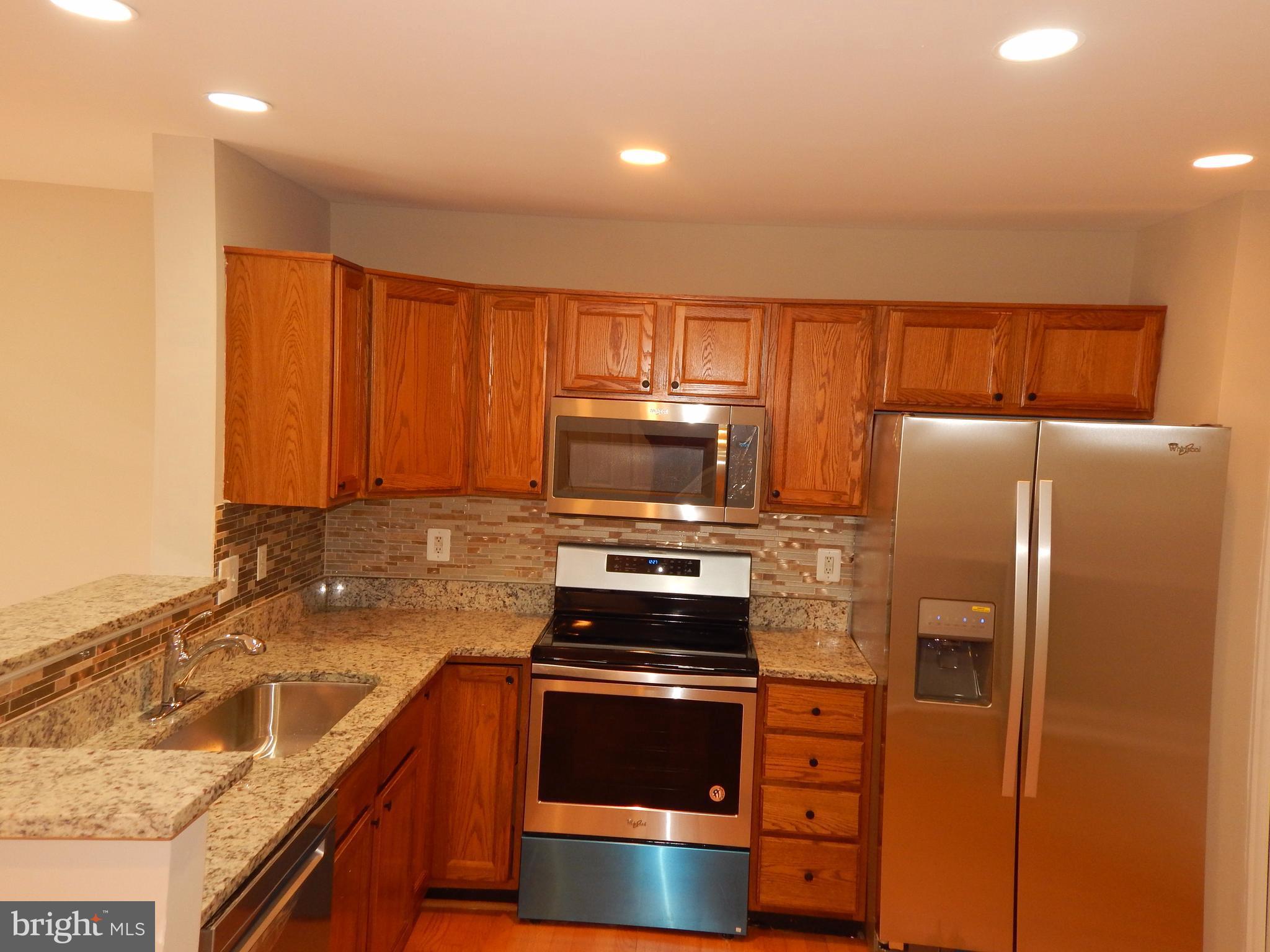 WELLINGTON/CLOVERHILL - Residential