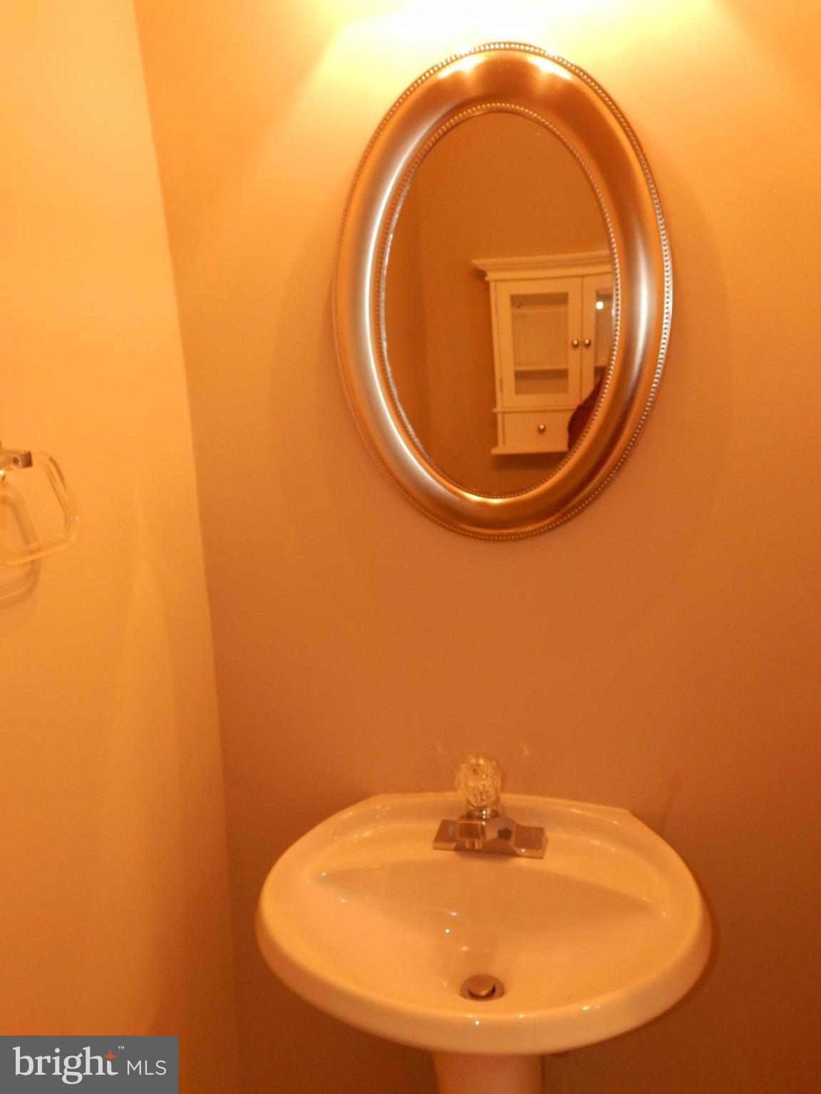 WELLINGTON/CLOVERHILL - Residential